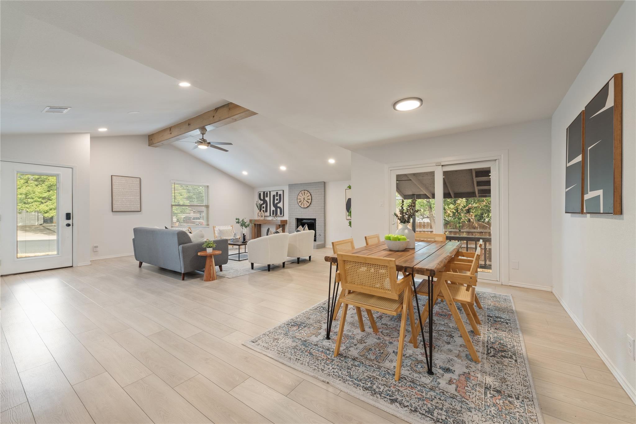 6809 Lunar Dr, Austin, TX 78745