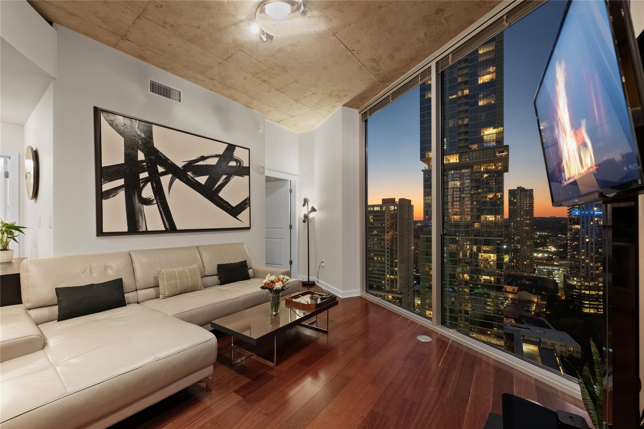 360 Nueces St # 2610, Austin, TX 78701