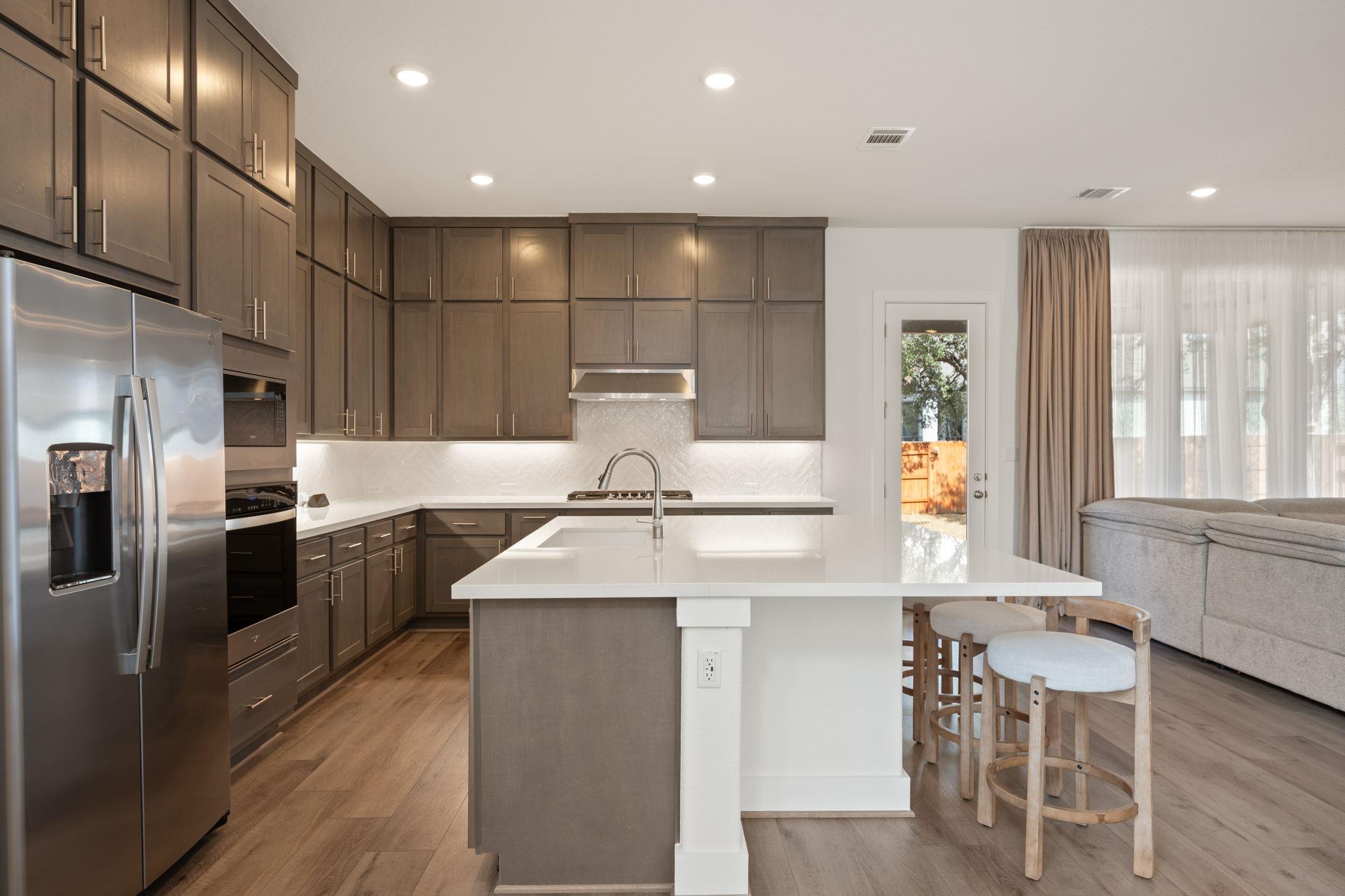 298 Canal Dr, Dripping Springs, TX 78620