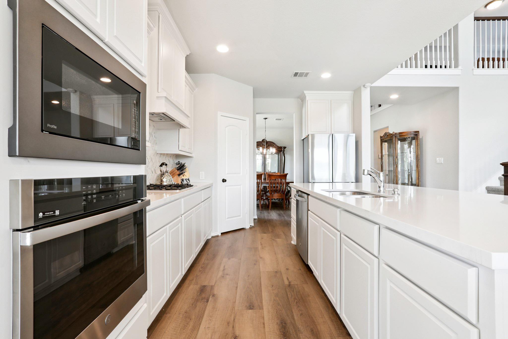 1020 Birchbrooke Dr, Leander, TX 78641