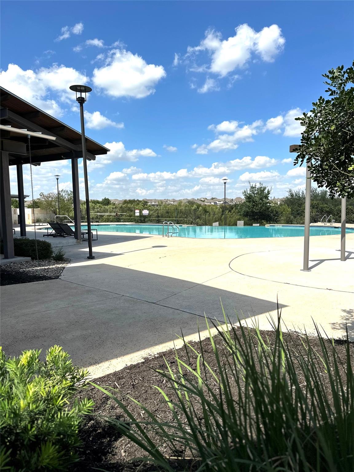 1020 Birchbrooke Dr, Leander, TX 78641