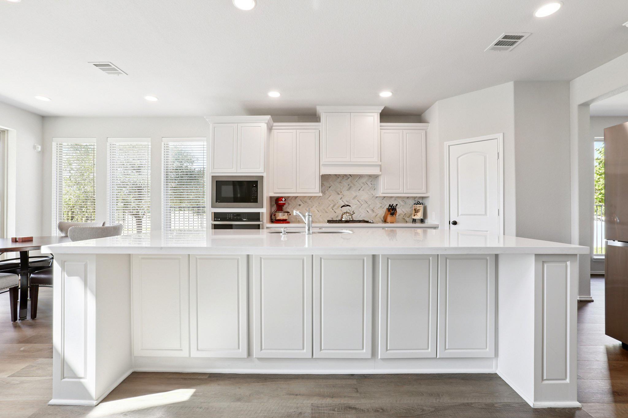 1020 Birchbrooke Dr, Leander, TX 78641