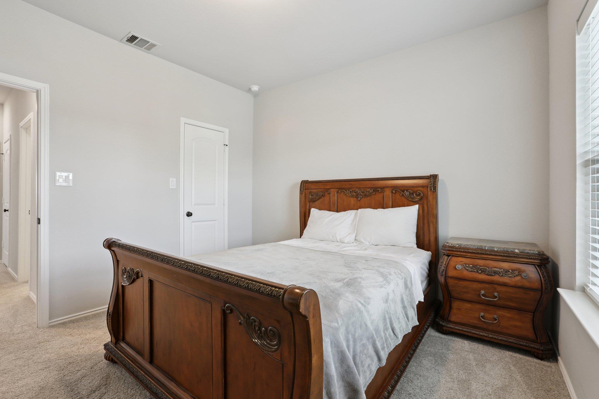 1020 Birchbrooke Dr, Leander, TX 78641