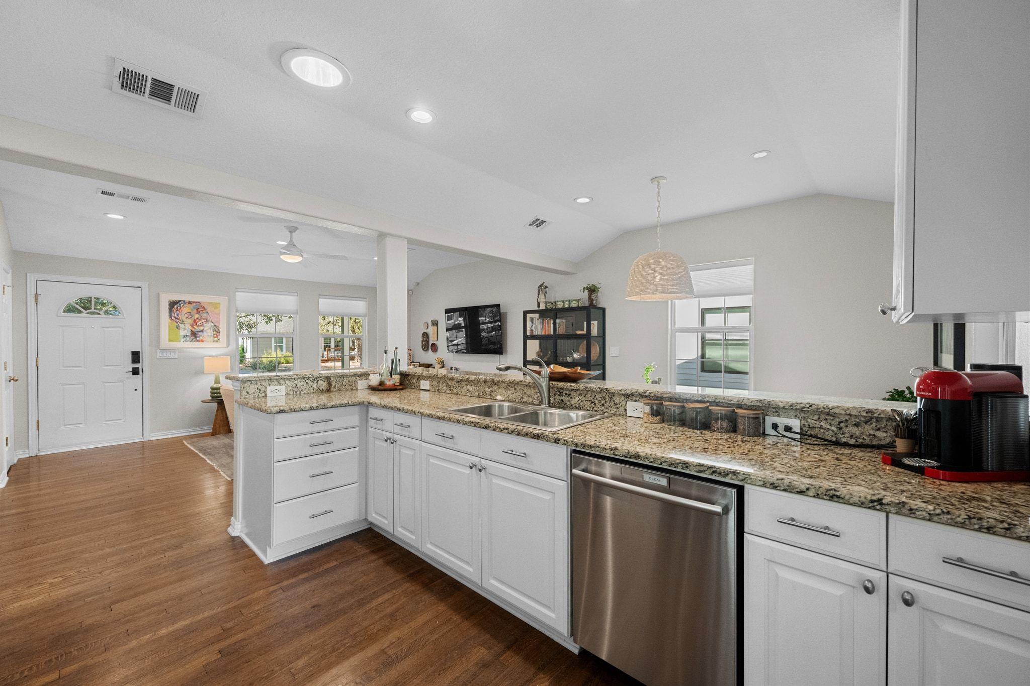 302 Genard St, Austin, TX 78751