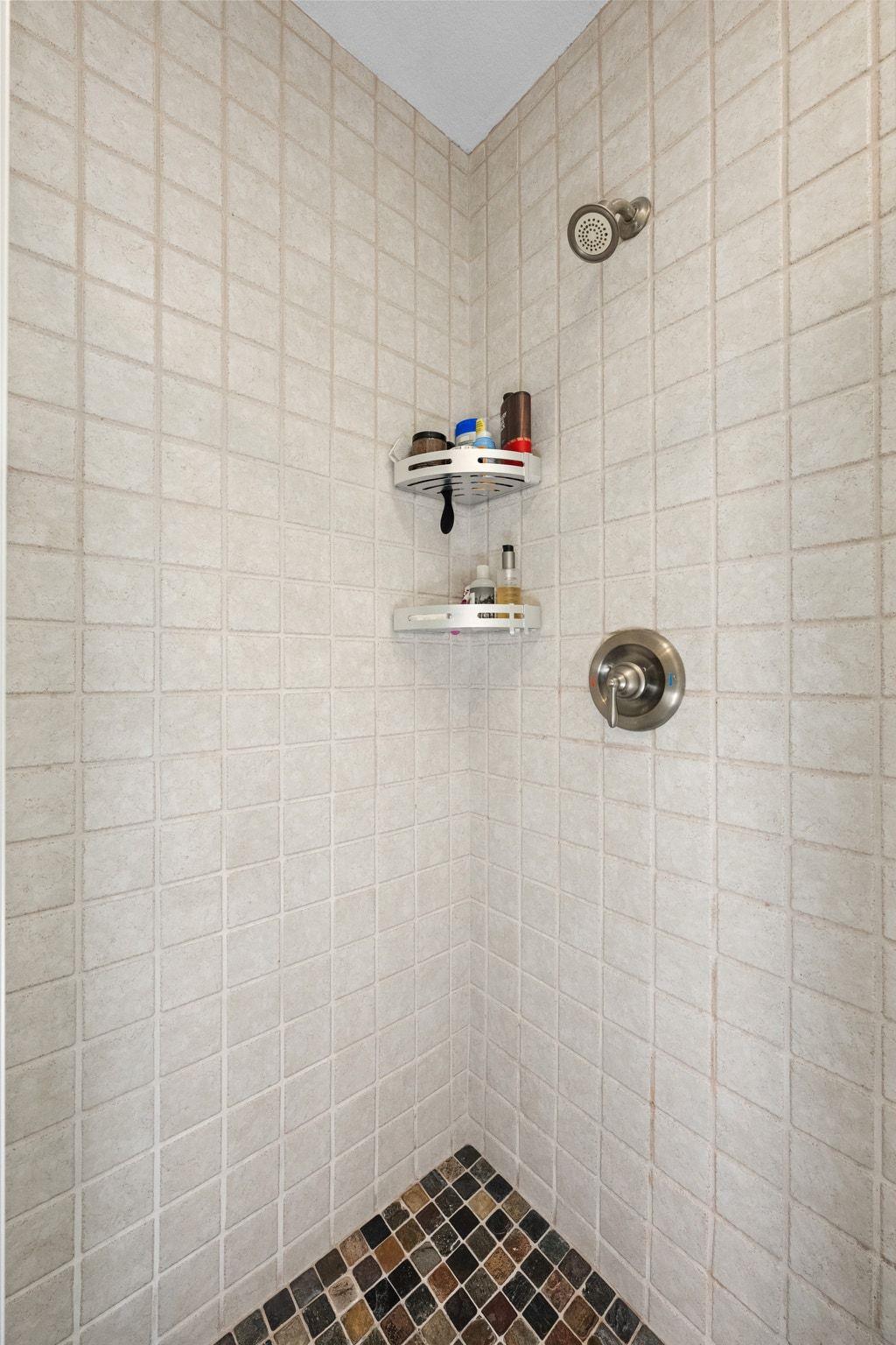 302 Genard St, Austin, TX 78751