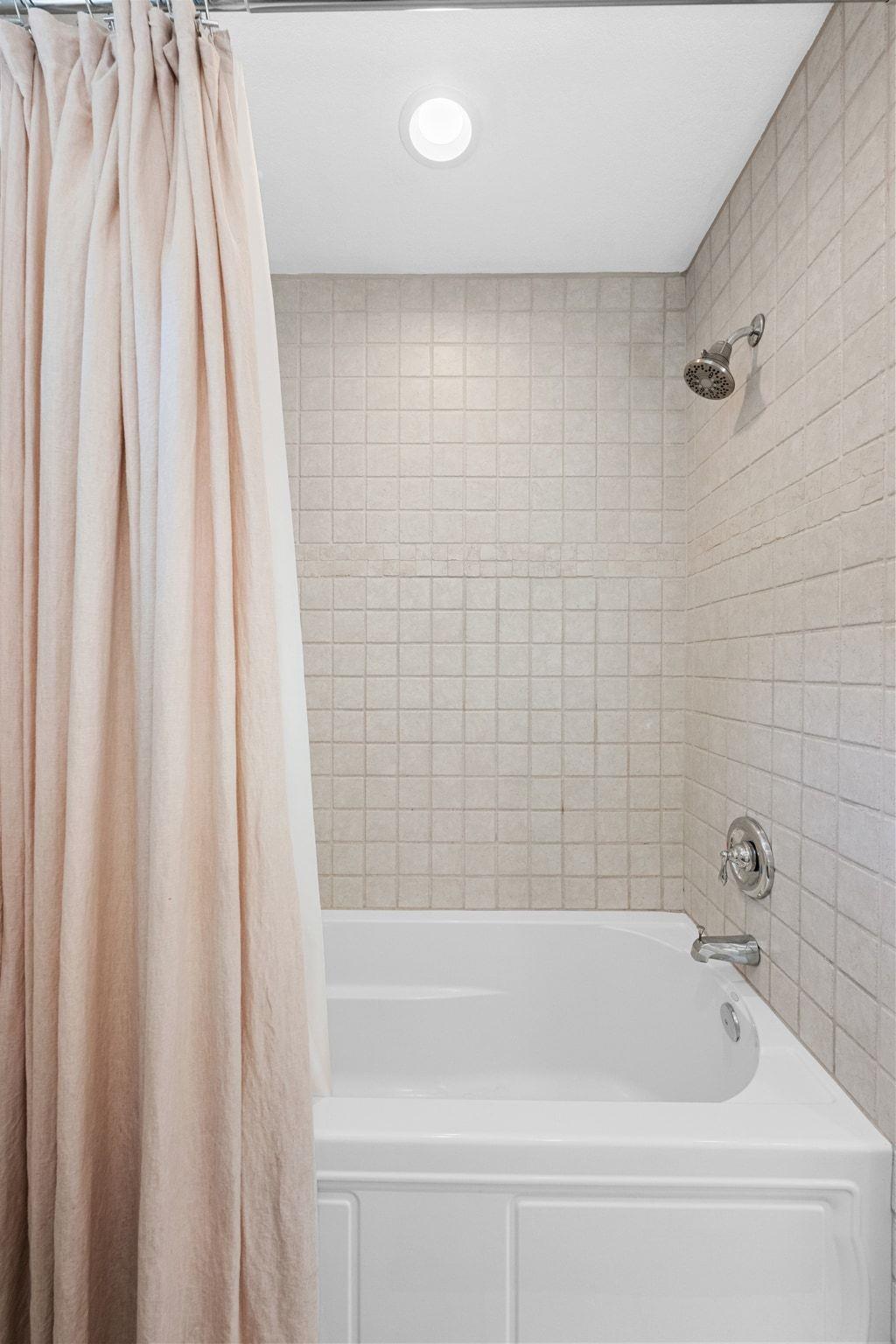 302 Genard St, Austin, TX 78751