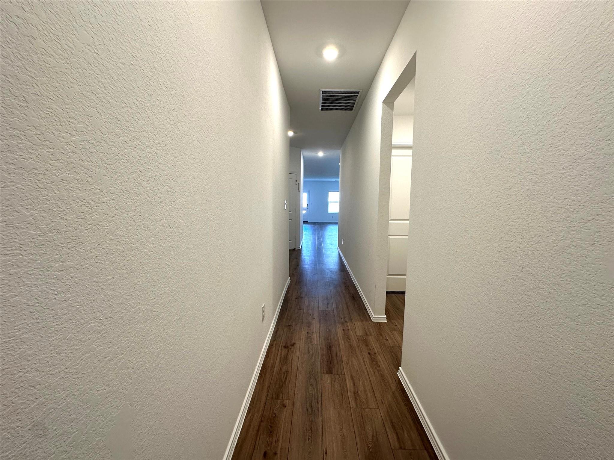 295 Alamito Ave, Kyle, TX 78640