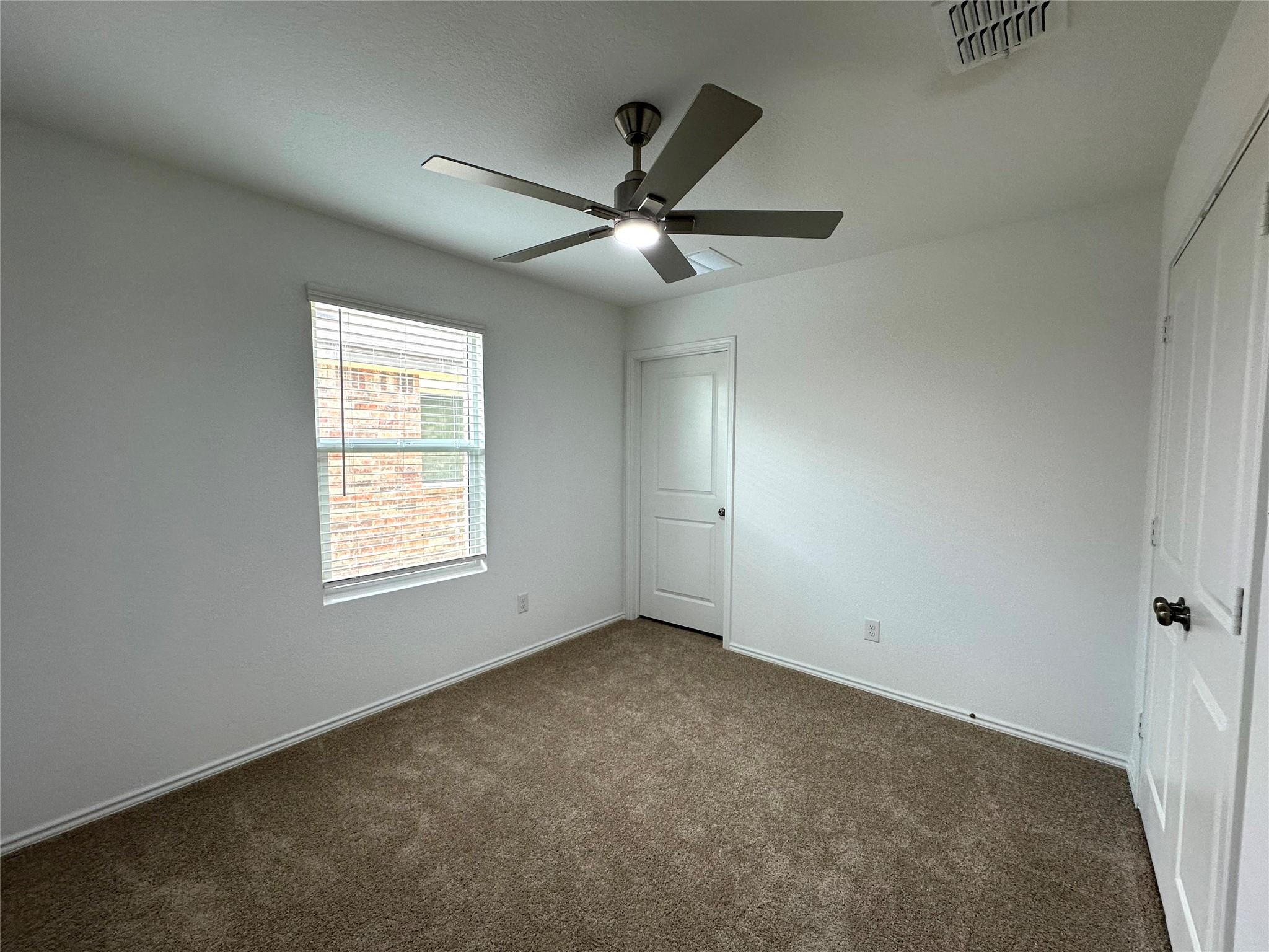 295 Alamito Ave, Kyle, TX 78640