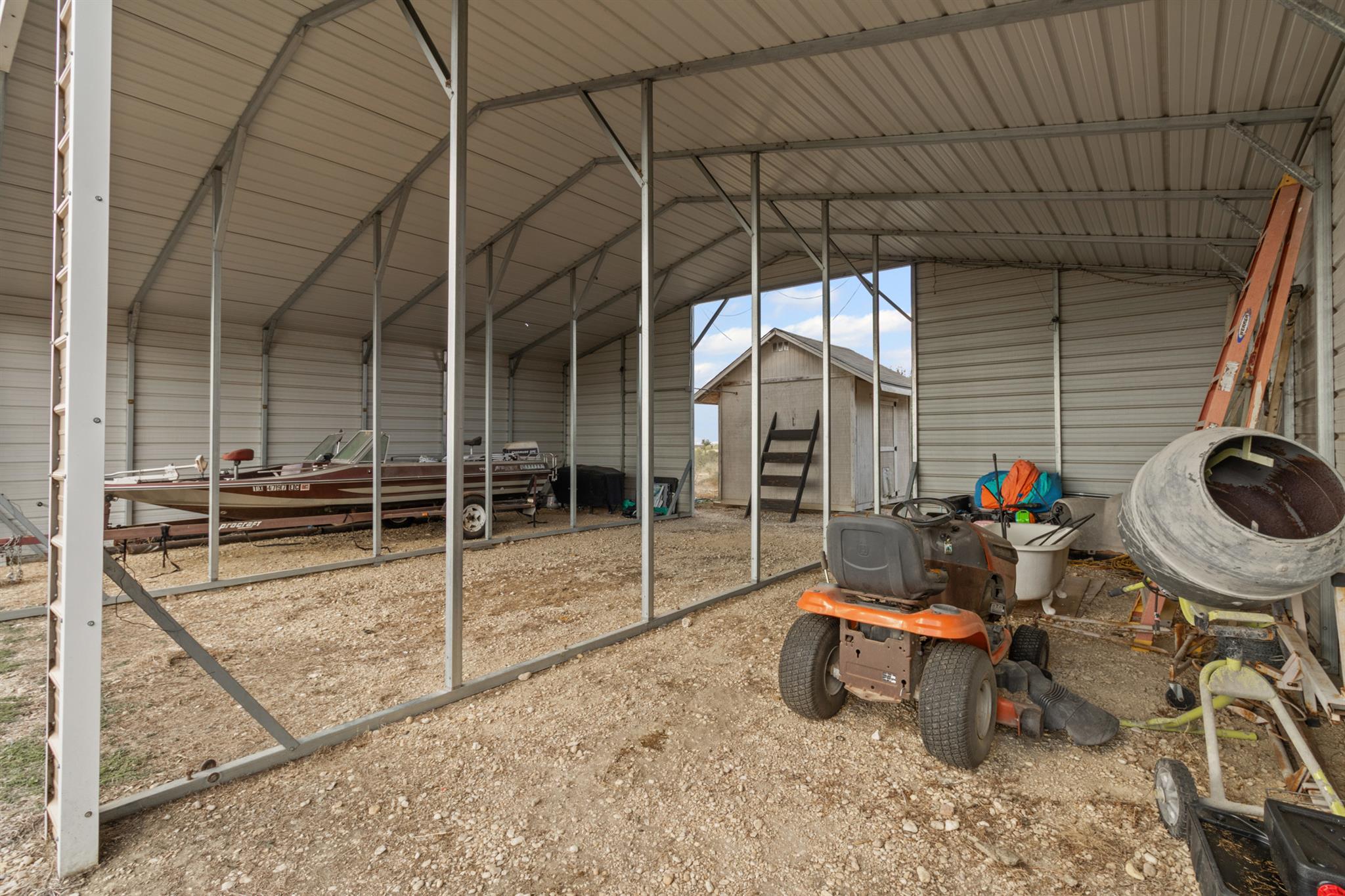 5287 Pettytown Rd, Red Rock, TX 78662