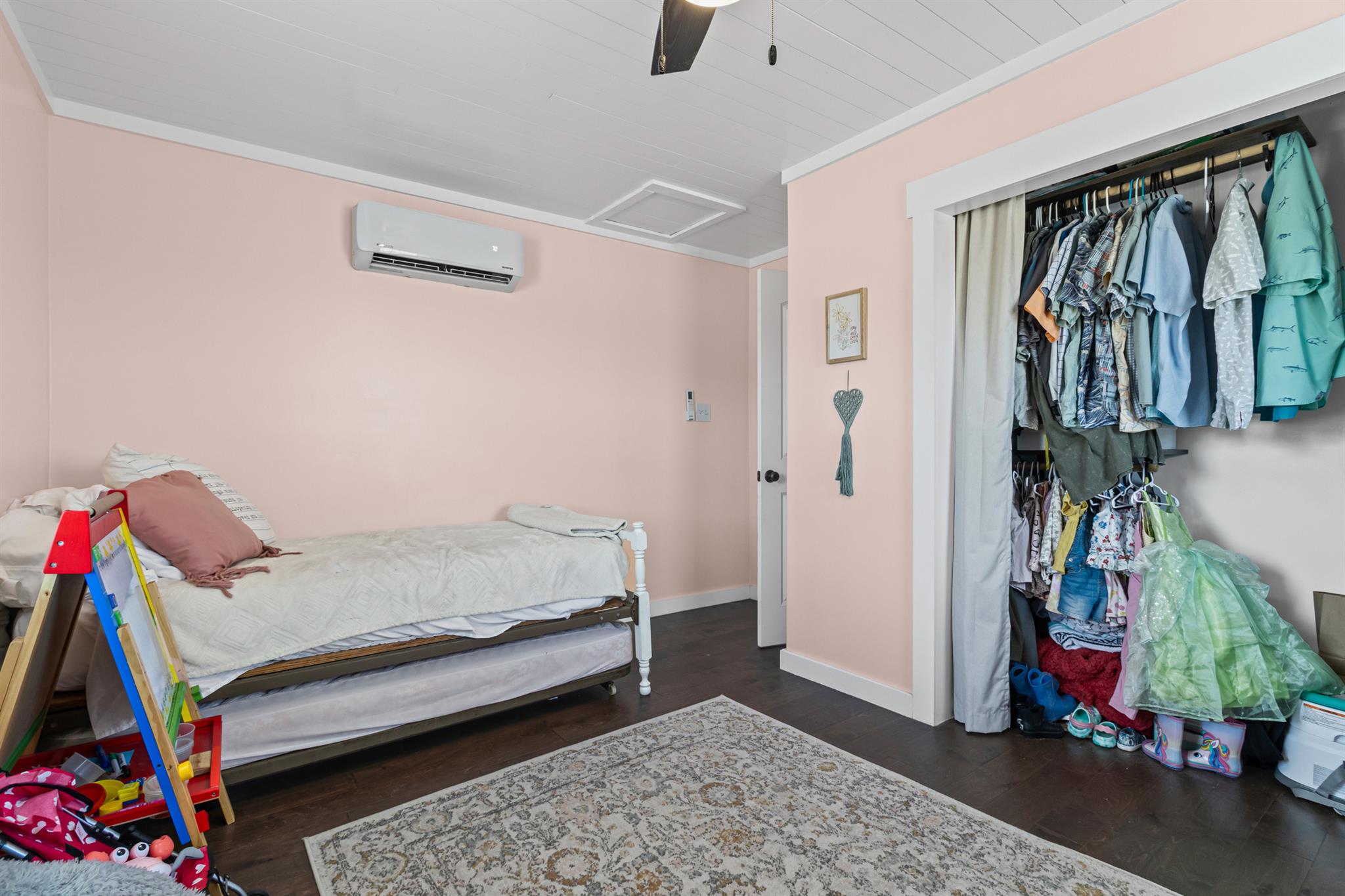 5287 Pettytown Rd, Red Rock, TX 78662