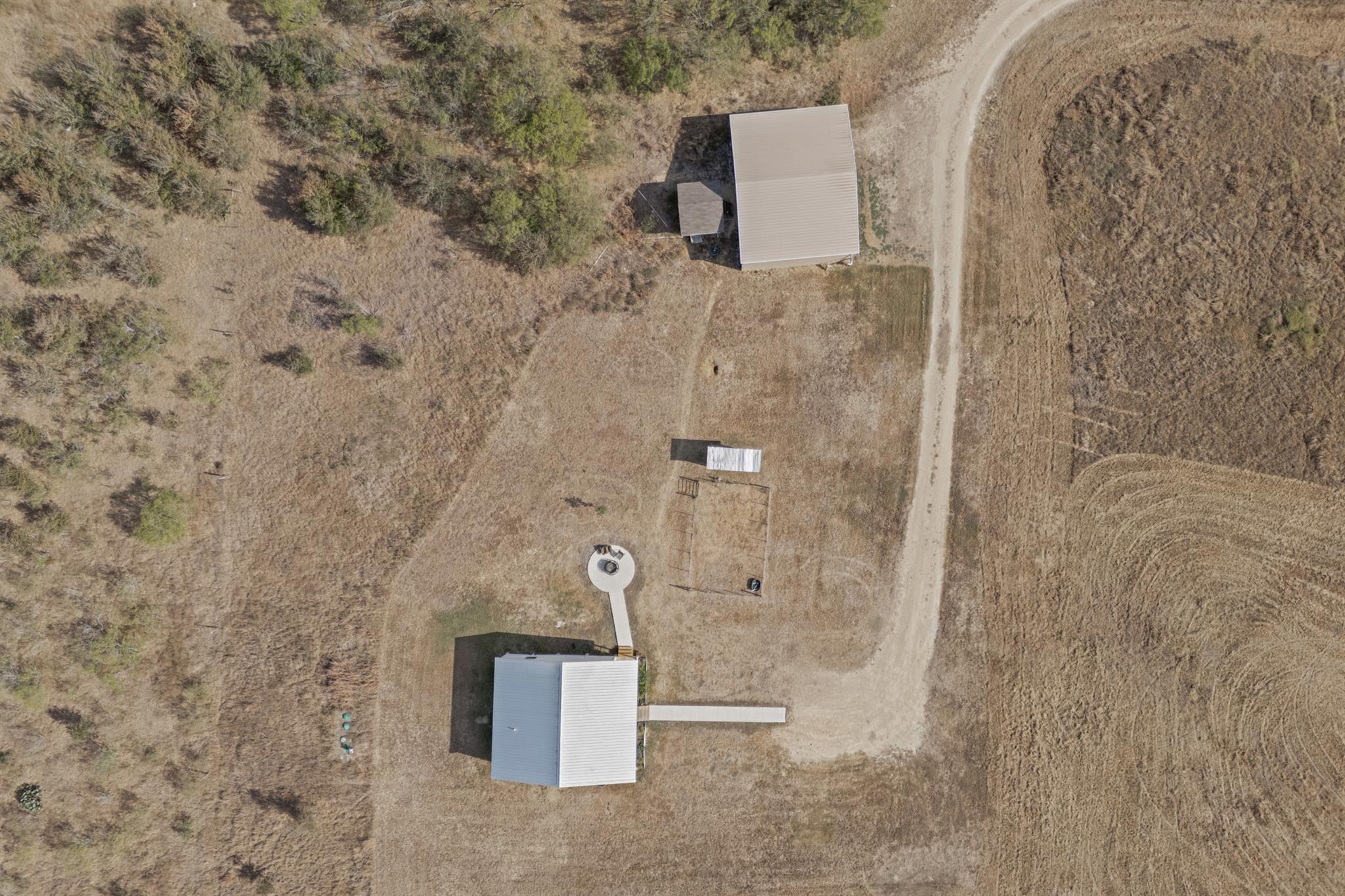 5287 Pettytown Rd, Red Rock, TX 78662