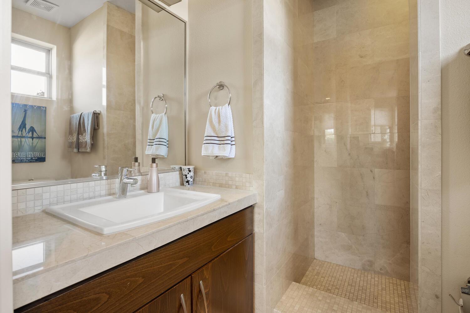 1758 Lincoln Smith Rd, Round Mountain, TX 78663