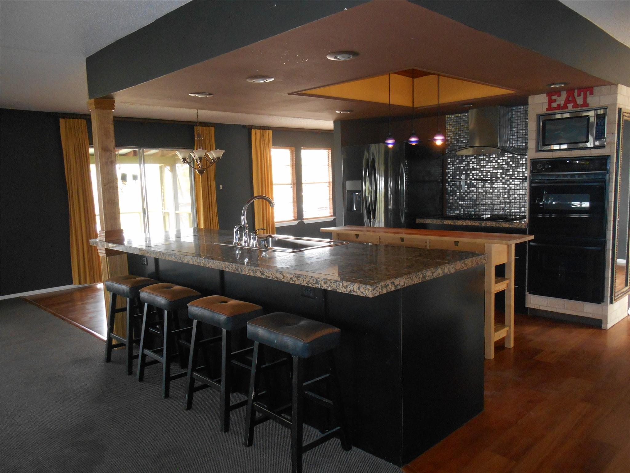 21010 Stillwood Ct, Lago Vista, TX 78645