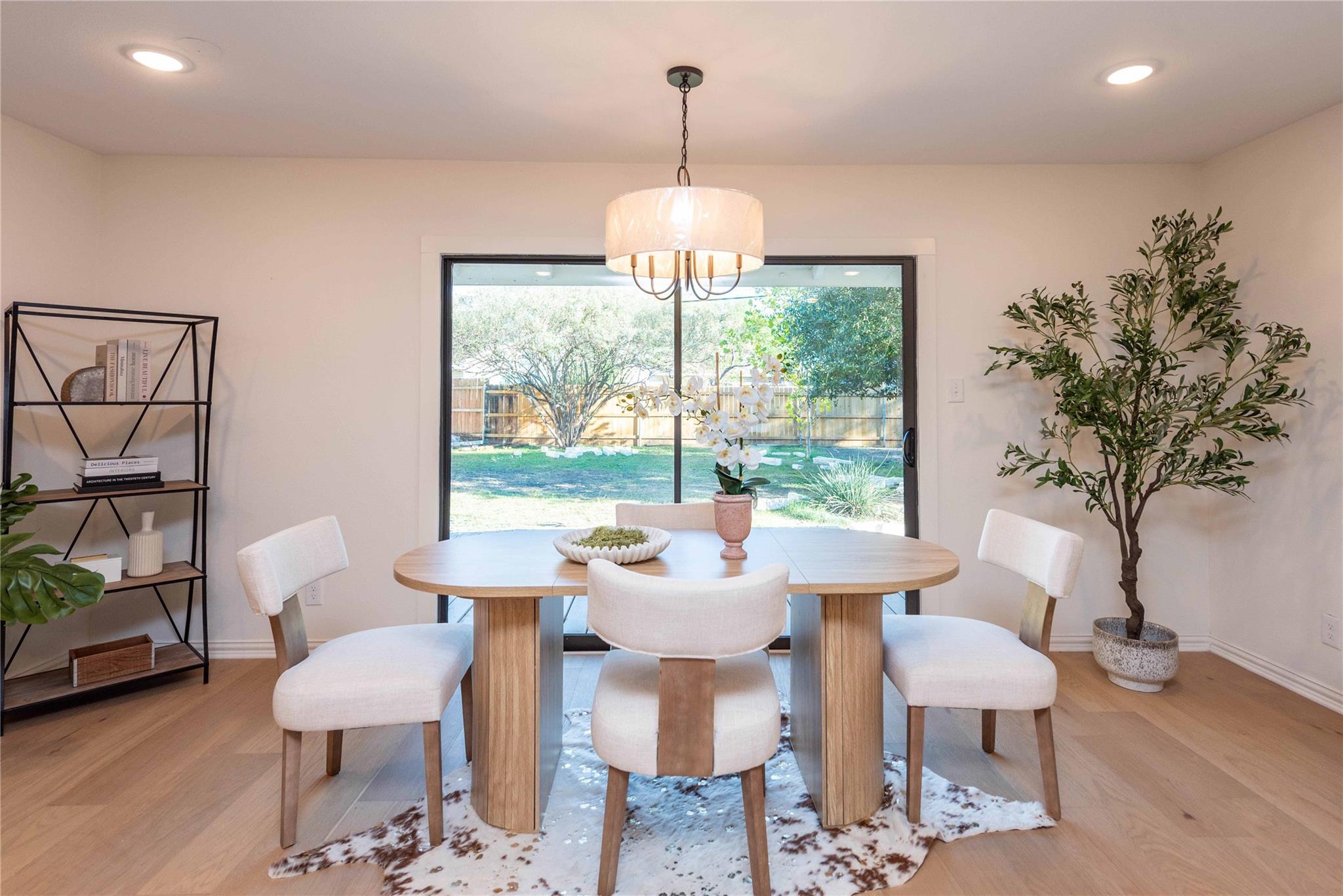 8101 Parkdale Dr, Austin, TX 78757