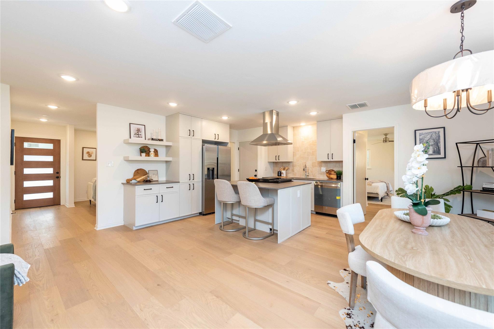 8101 Parkdale Dr, Austin, TX 78757