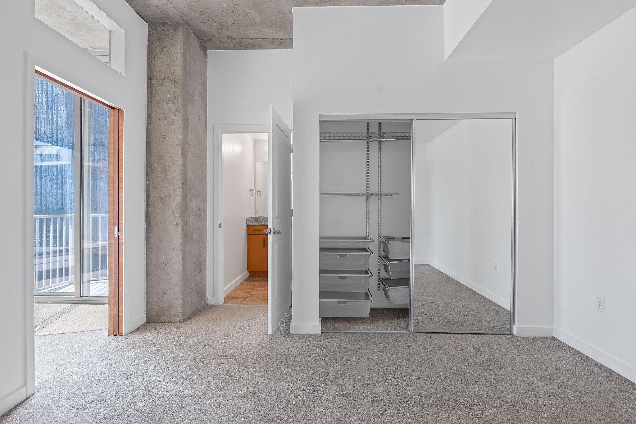 360 Nueces St # 2401, Austin, TX 78701