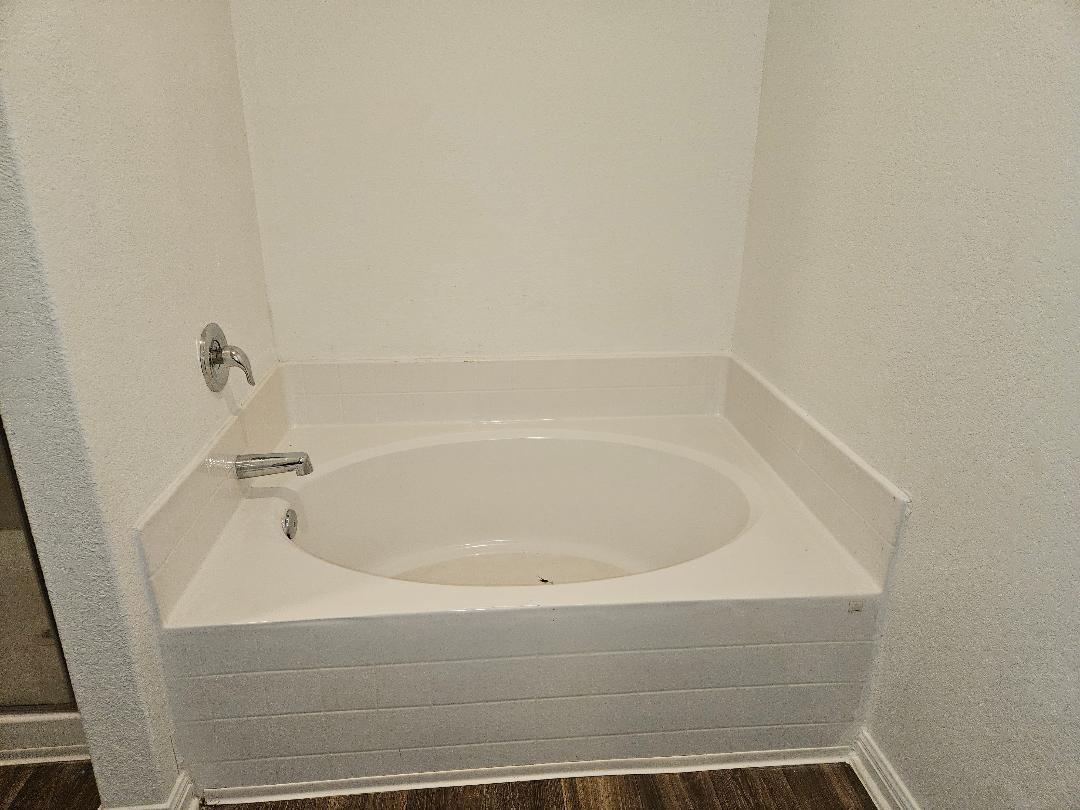 18412 Speculator Ln, Elgin, TX 78621