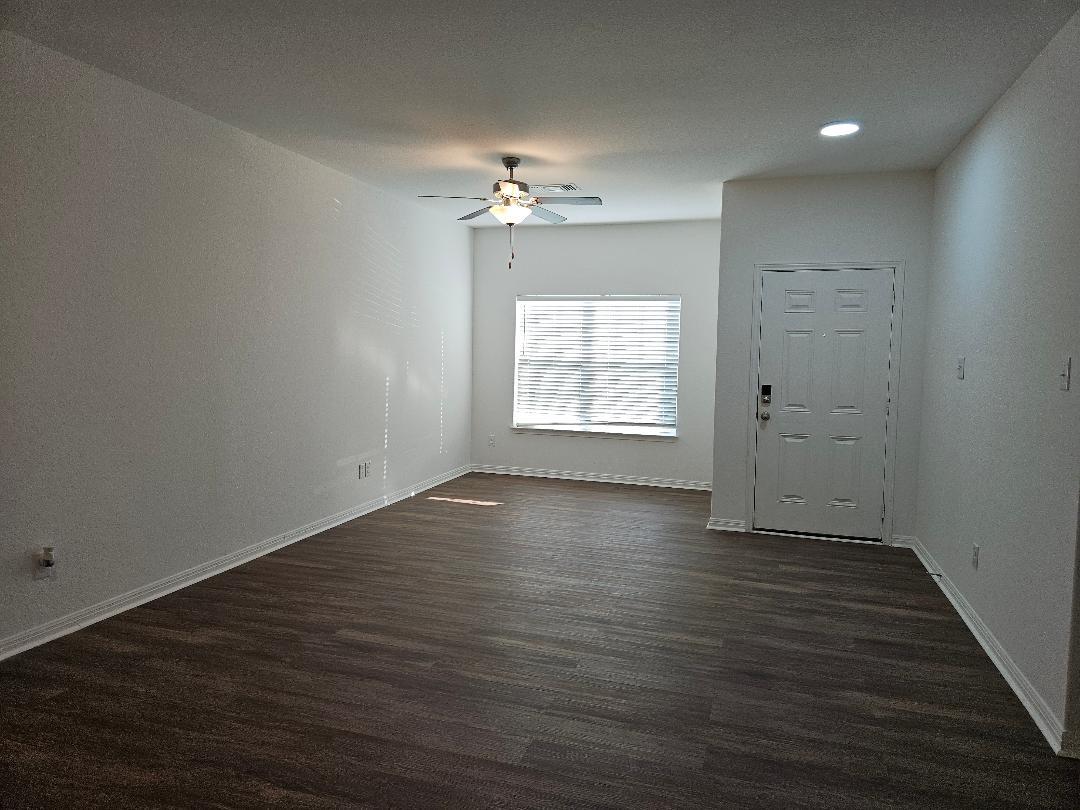 18412 Speculator Ln, Elgin, TX 78621