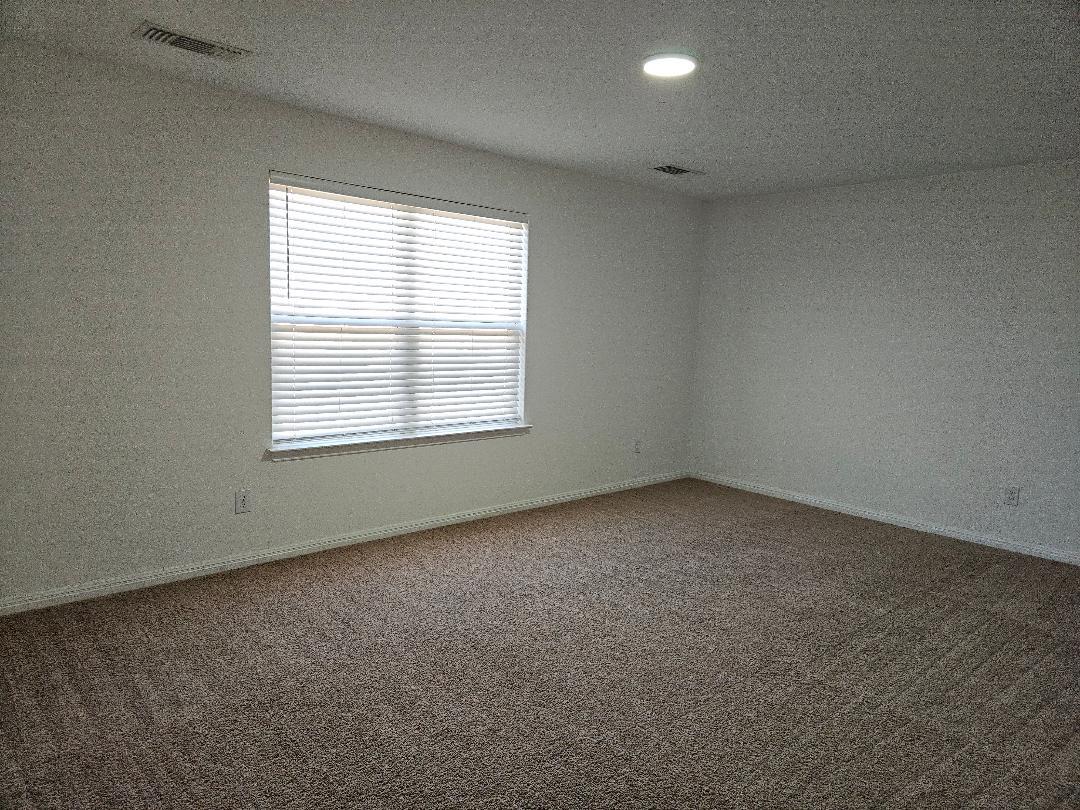 18412 Speculator Ln, Elgin, TX 78621