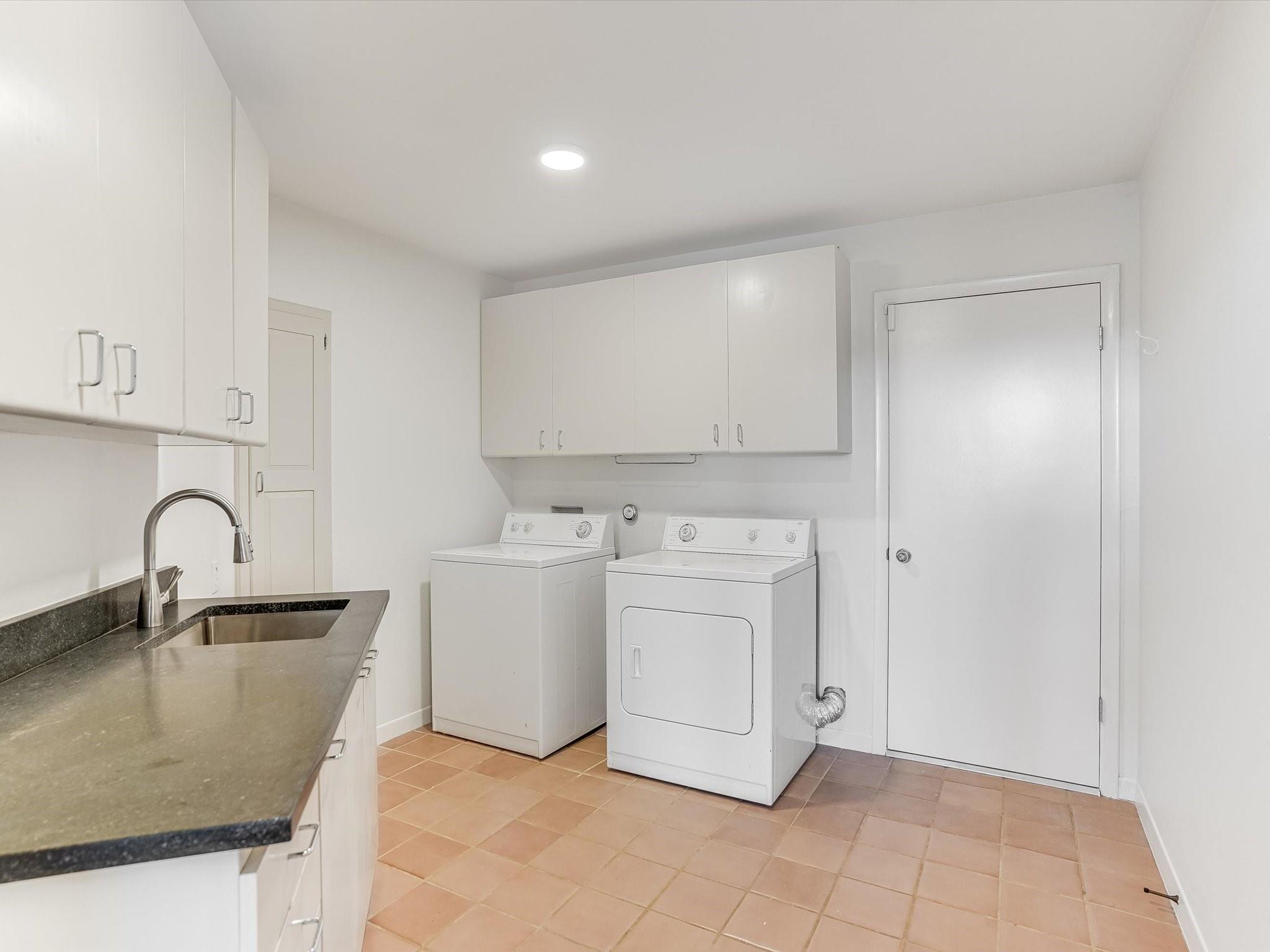 1302 Wild Basin Ldg, Austin, TX 78746