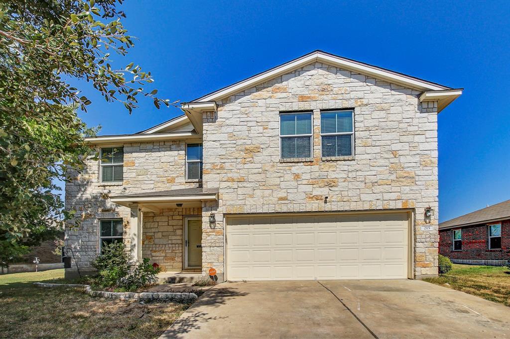 215 Wild Cat Dr, Bastrop, TX 78602