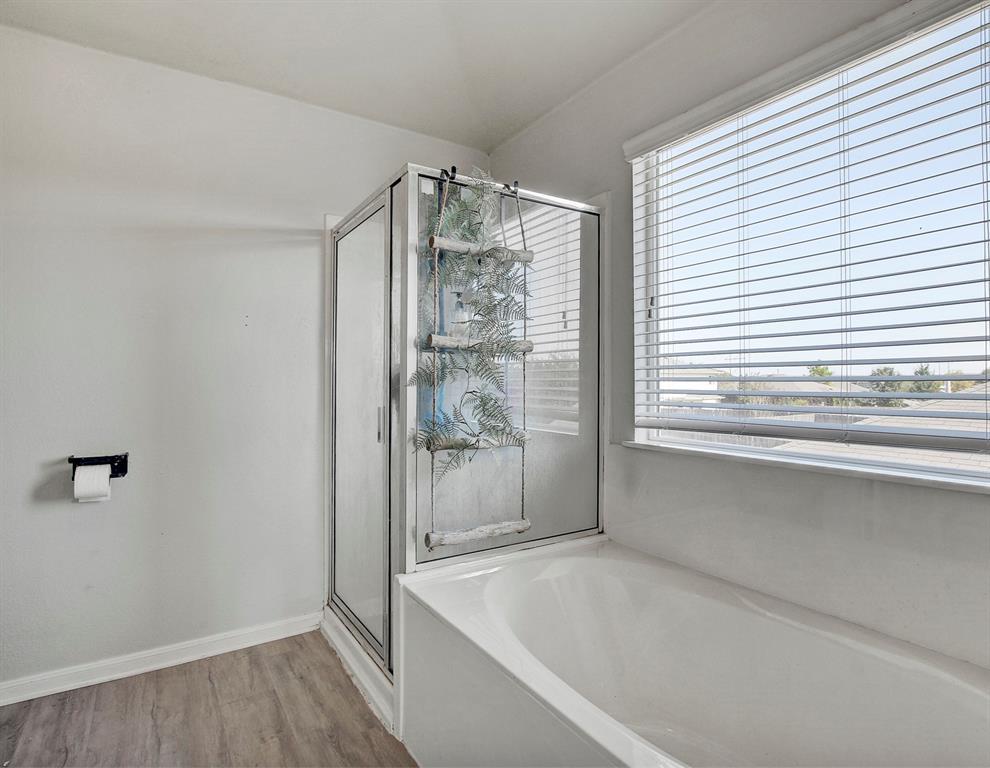 215 Wild Cat Dr, Bastrop, TX 78602