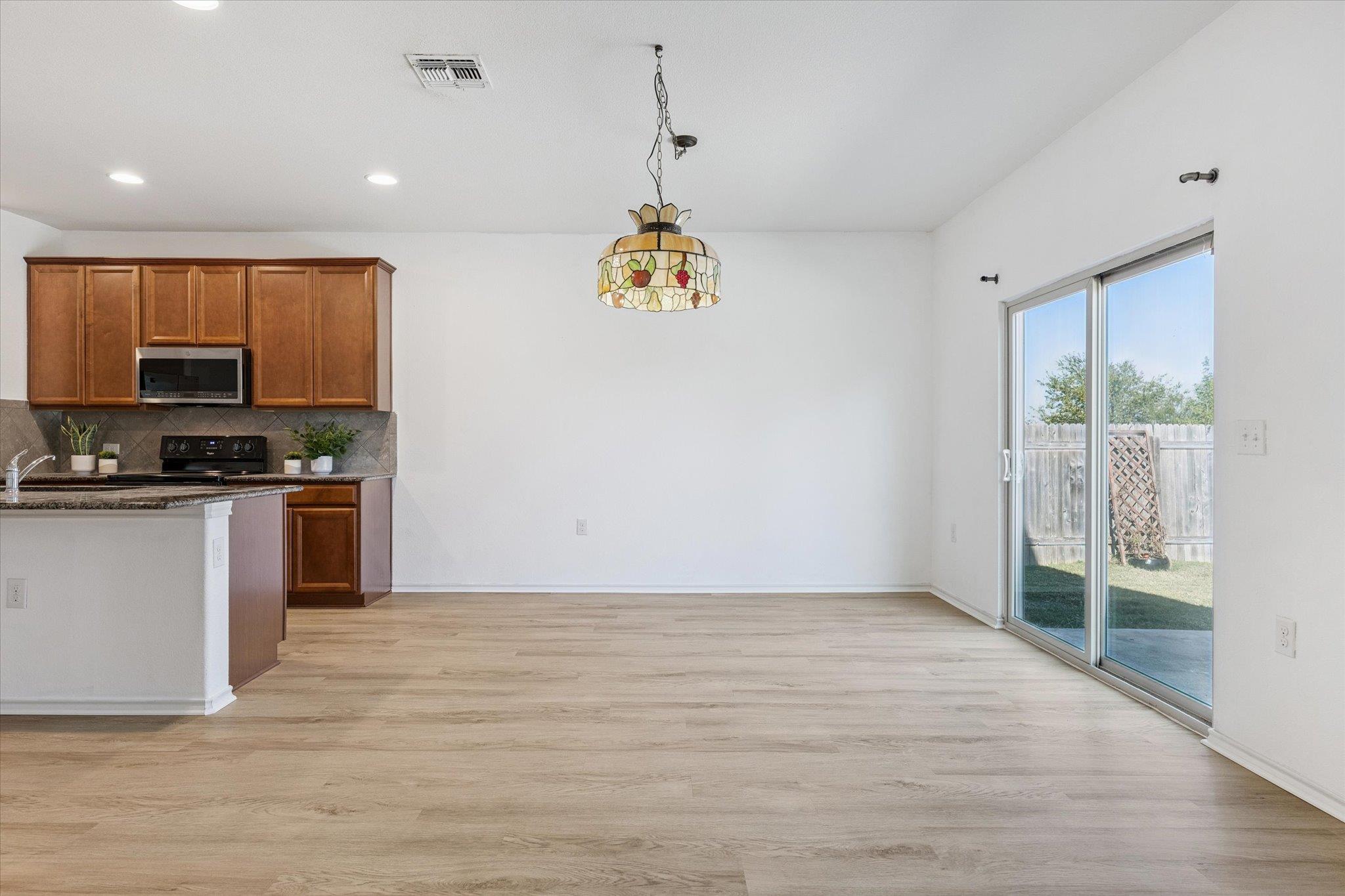 6320 Routenburn St, Austin, TX 78754