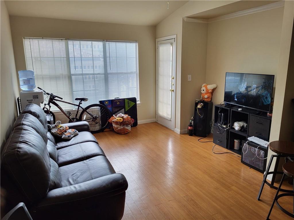 501 W 26th St # 316, Austin, TX 78705