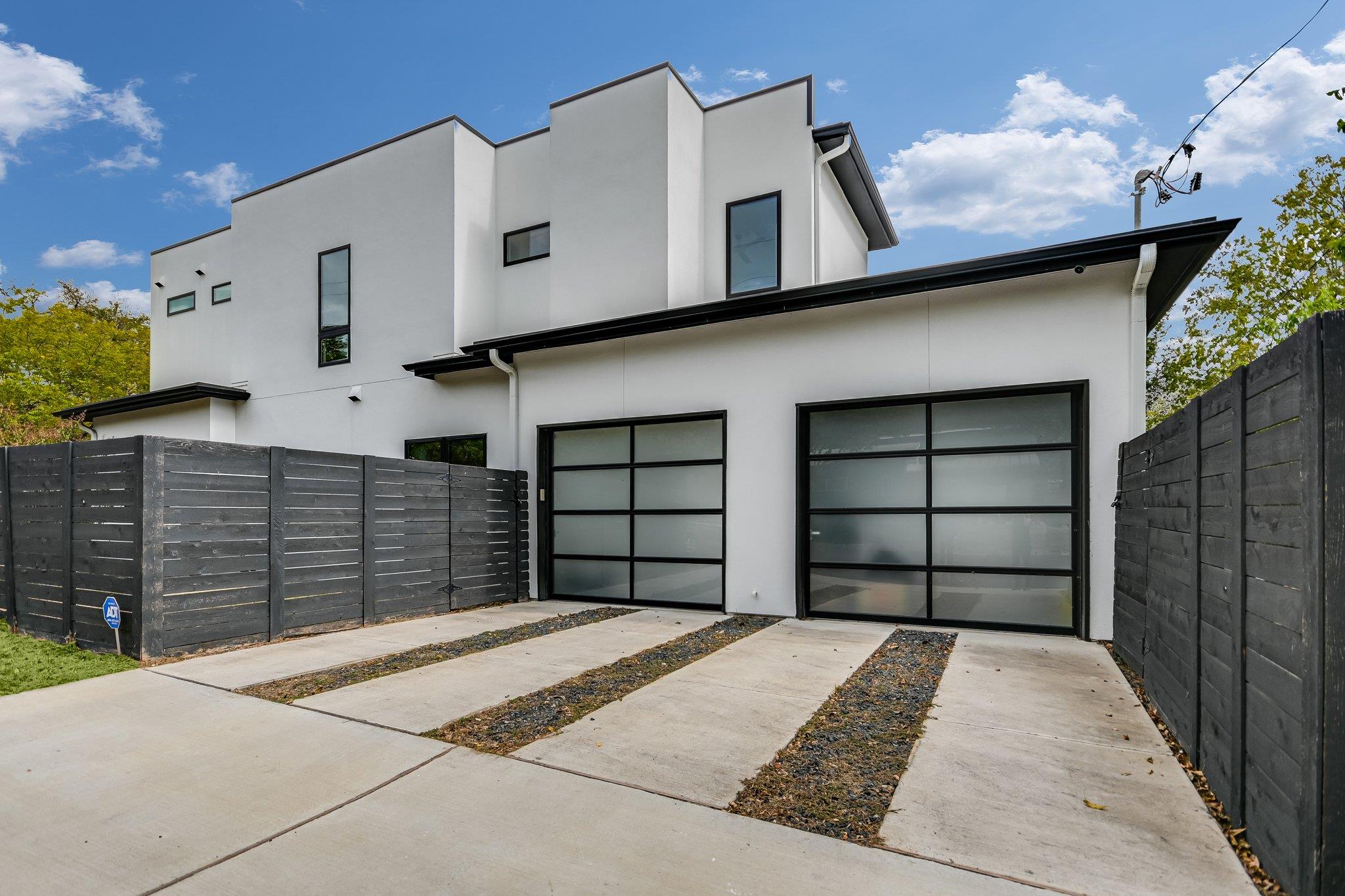 2015 De Verne St, Austin, TX 78704