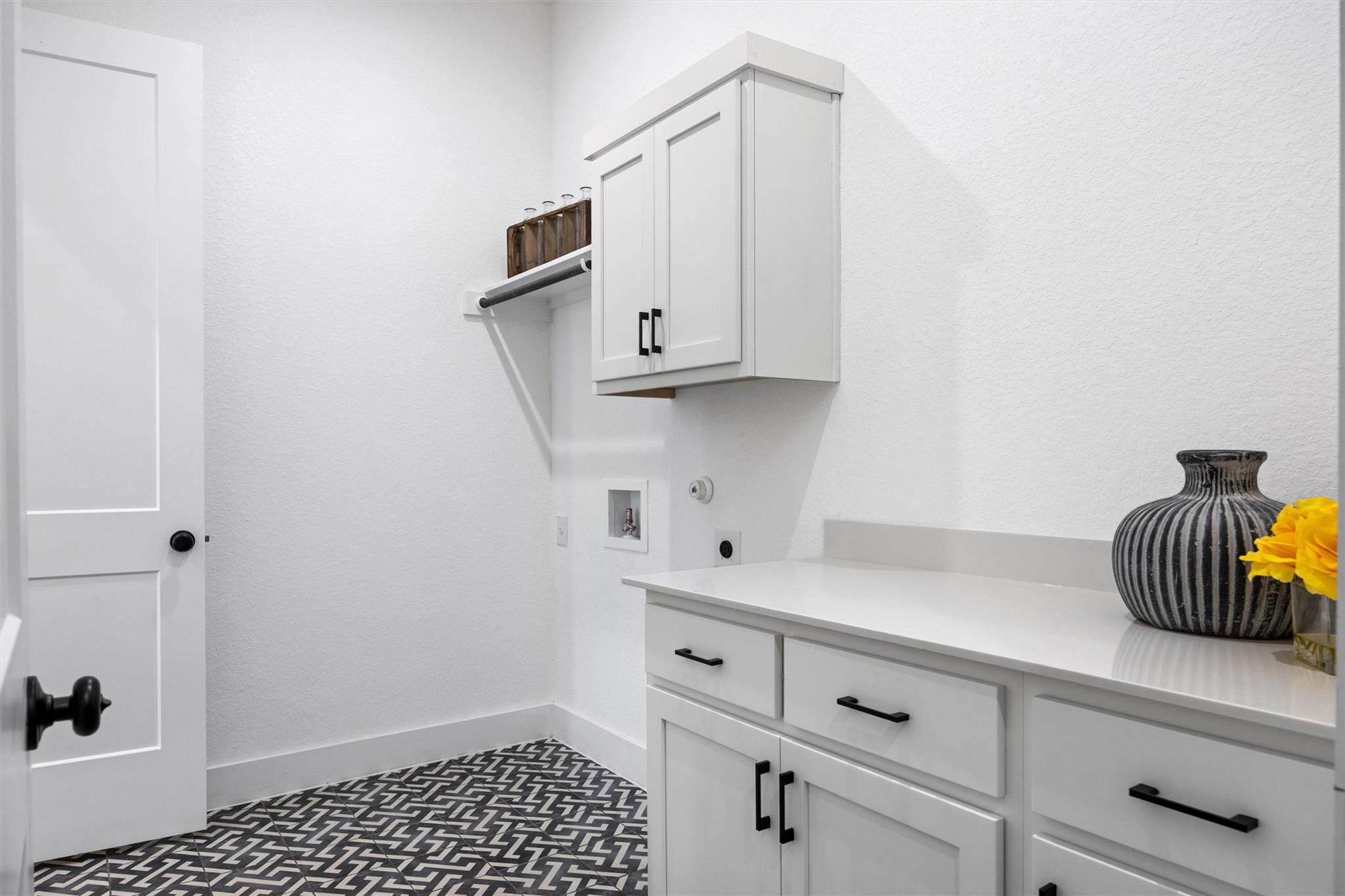 1122 Silver Dollar Trl, Georgetown, TX 78628