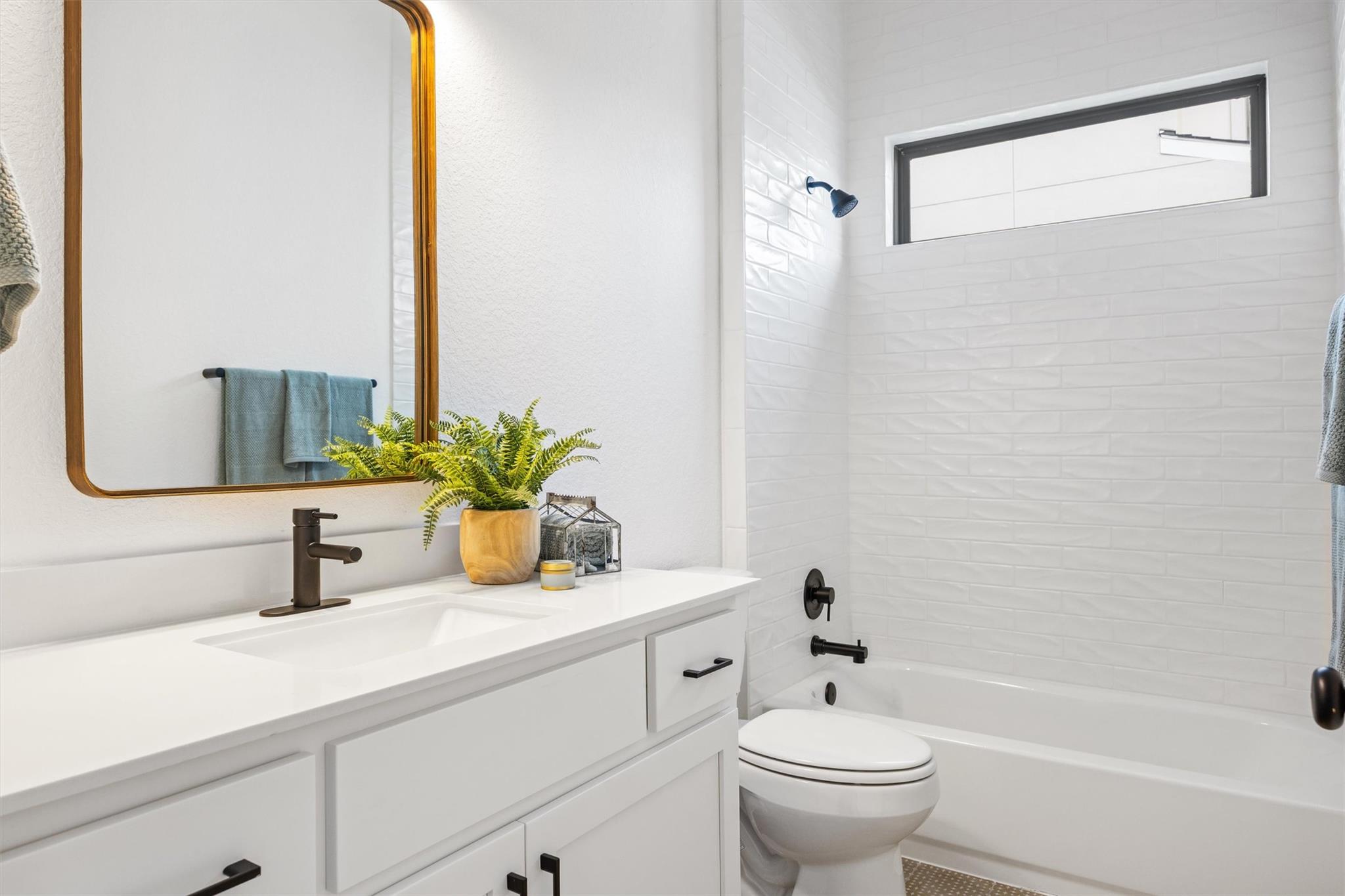 1122 Silver Dollar Trl, Georgetown, TX 78628