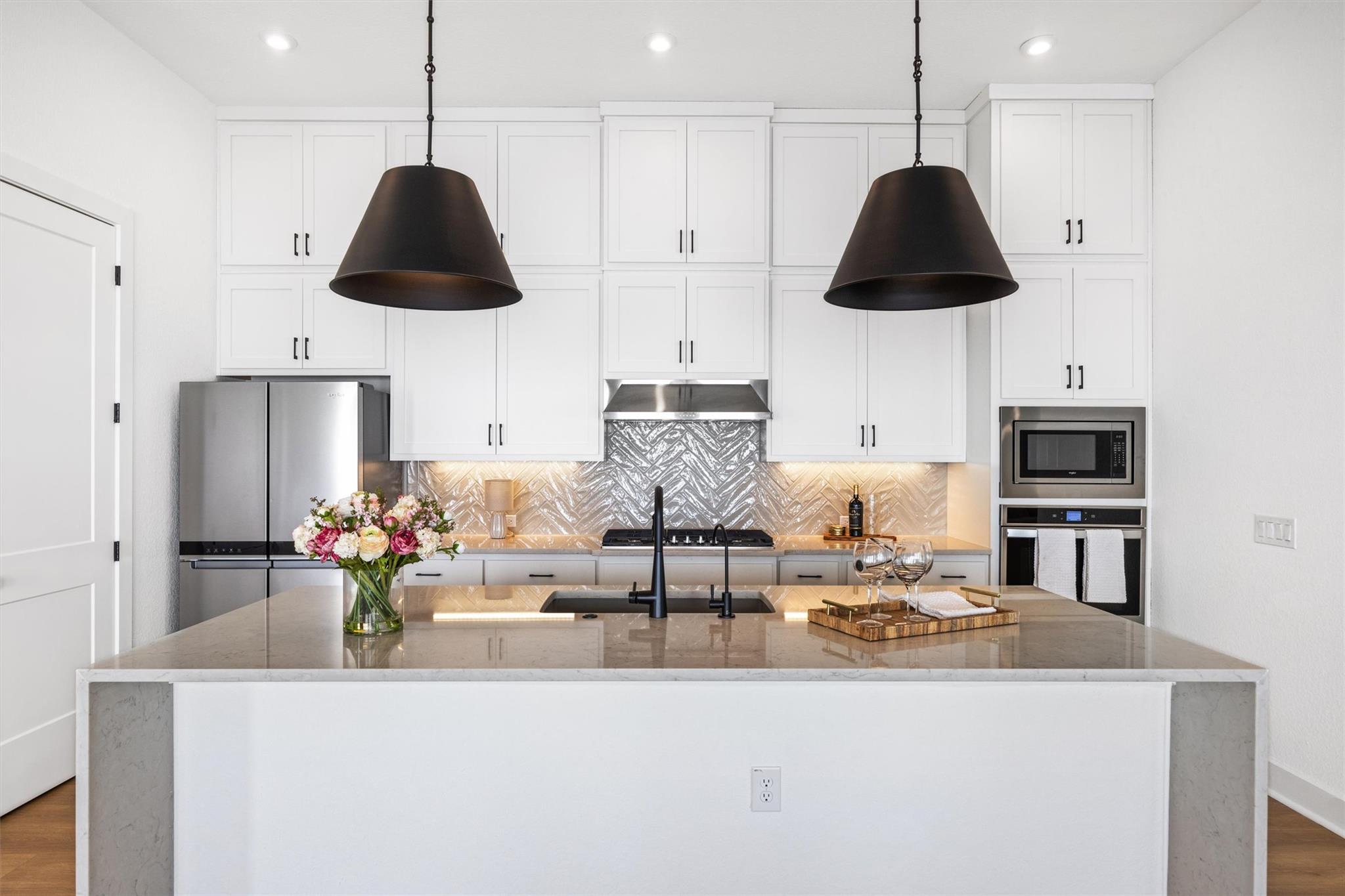 1122 Silver Dollar Trl, Georgetown, TX 78628