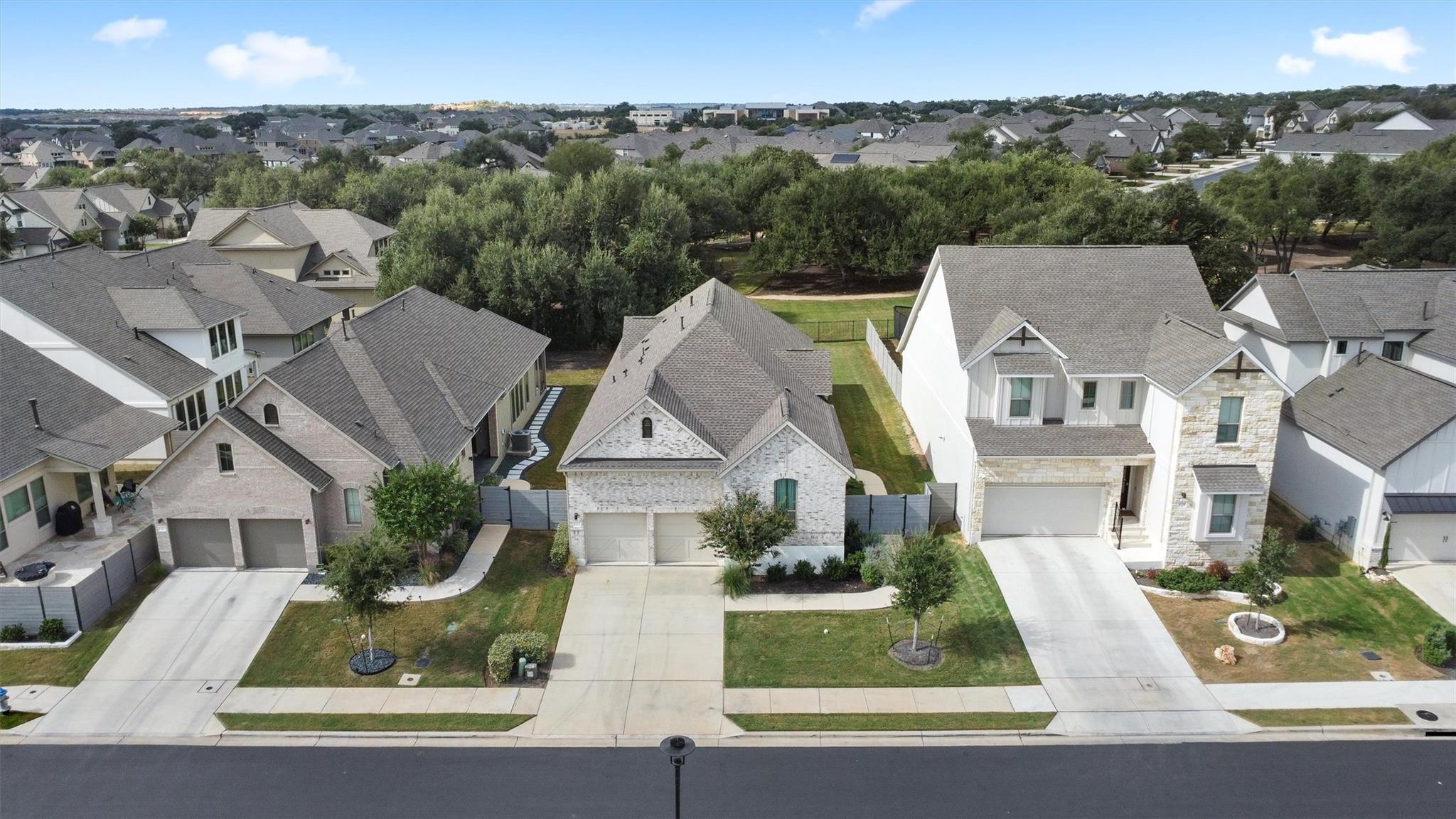 1122 Silver Dollar Trl, Georgetown, TX 78628