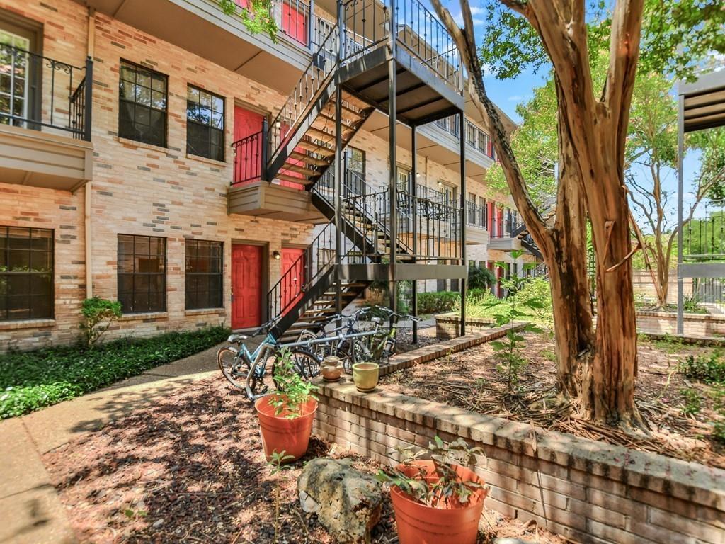 2216 San Gabriel St # 107, Austin, TX 78705
