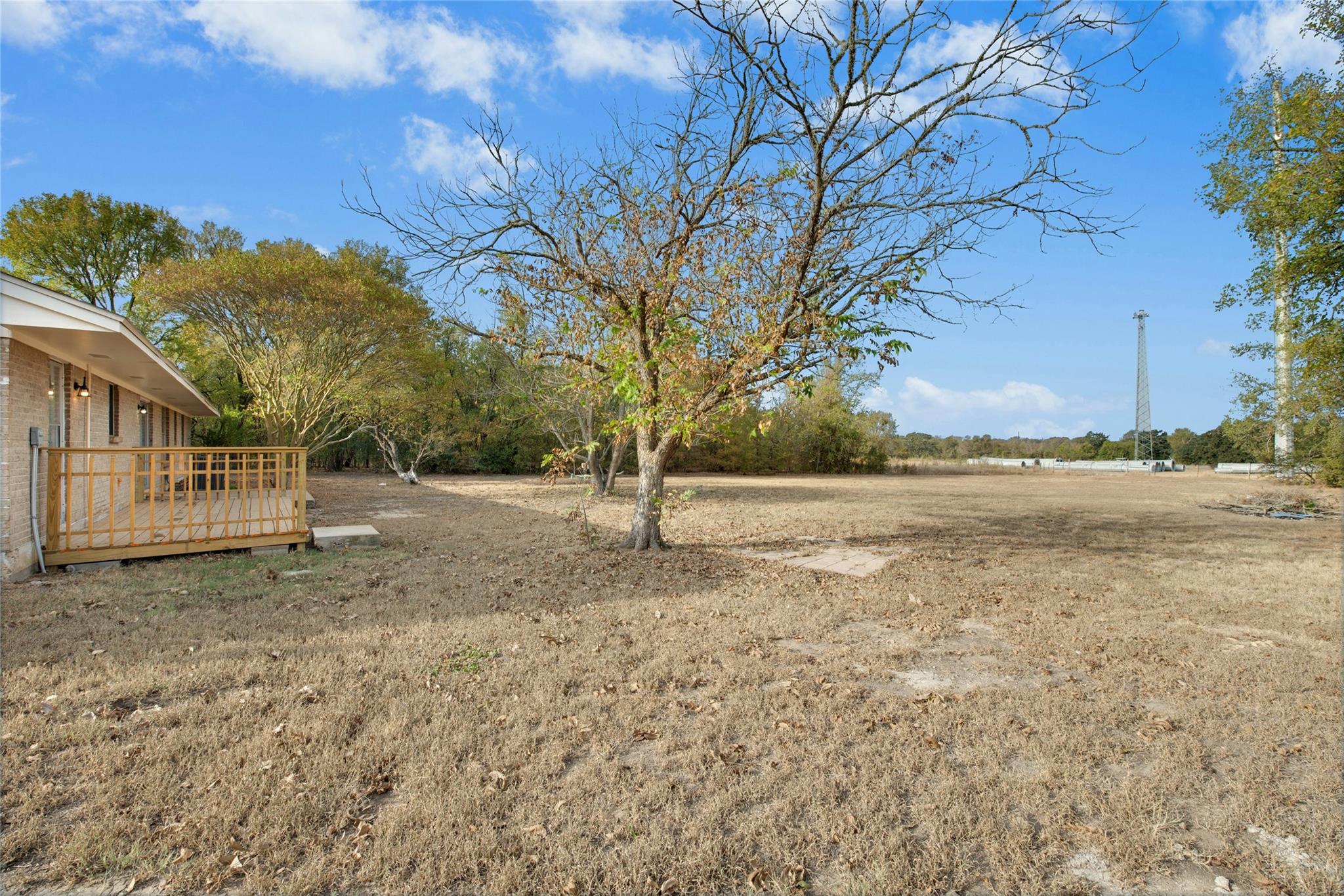 122 Blanket Flower Dr, Bastrop, TX 78602