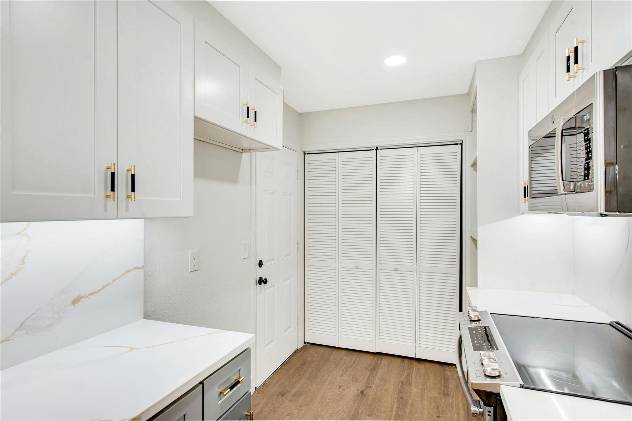 122 Blanket Flower Dr, Bastrop, TX 78602