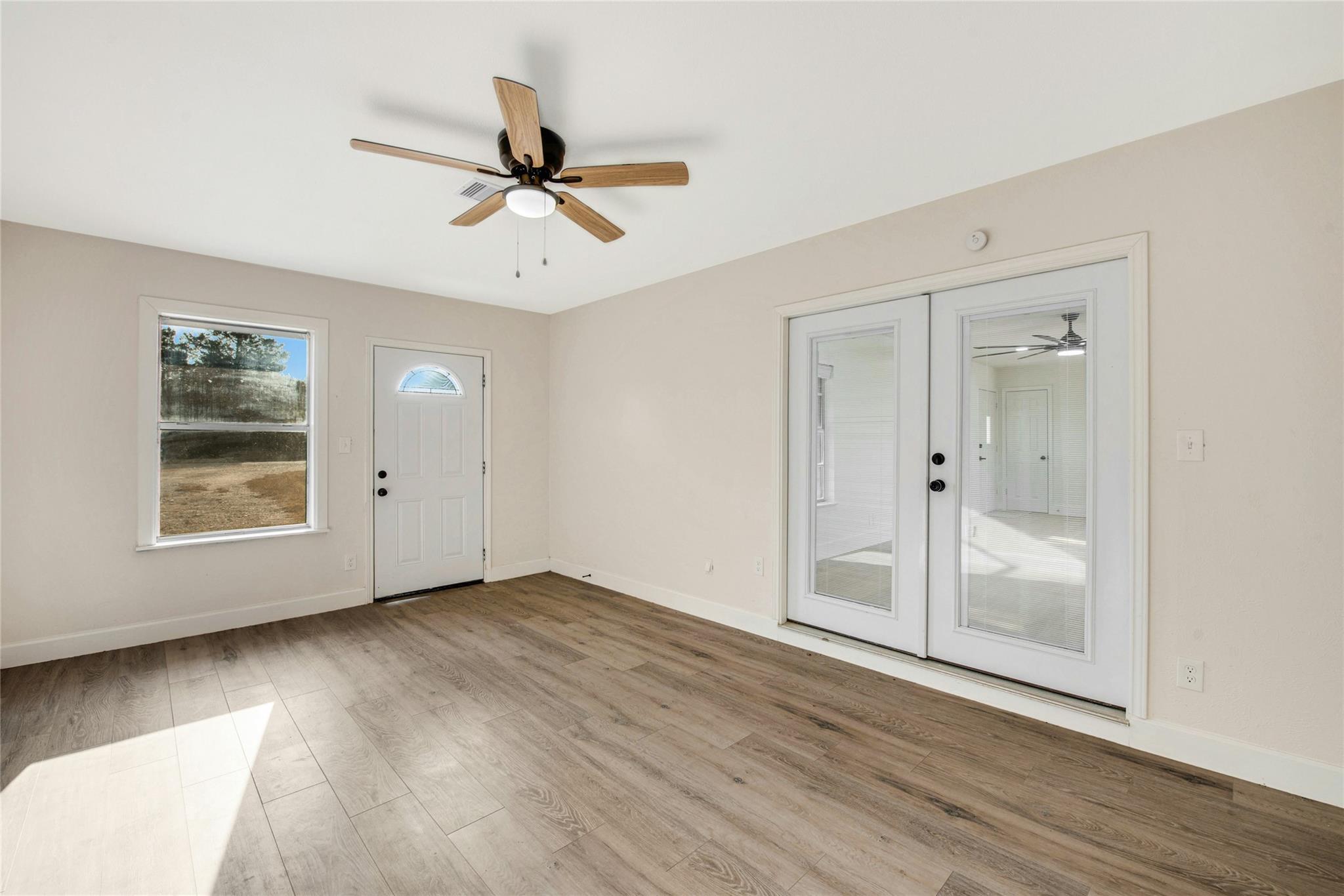 122 Blanket Flower Dr, Bastrop, TX 78602