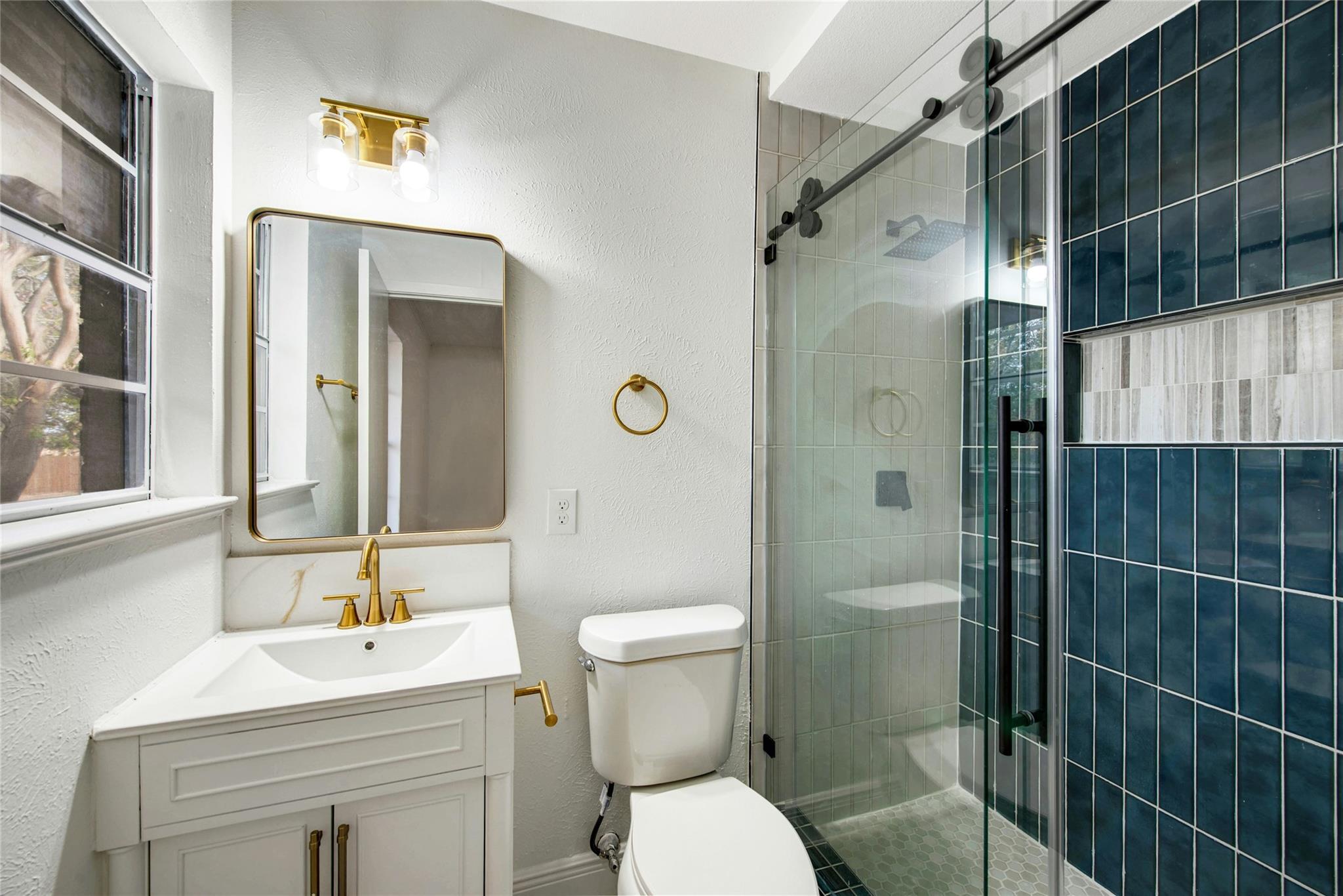 122 Blanket Flower Dr, Bastrop, TX 78602