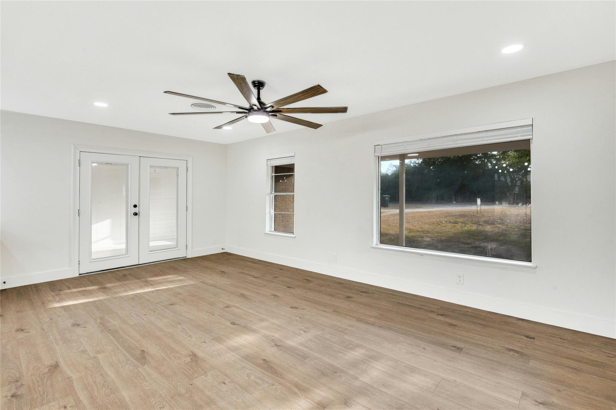 122 Blanket Flower Dr, Bastrop, TX 78602