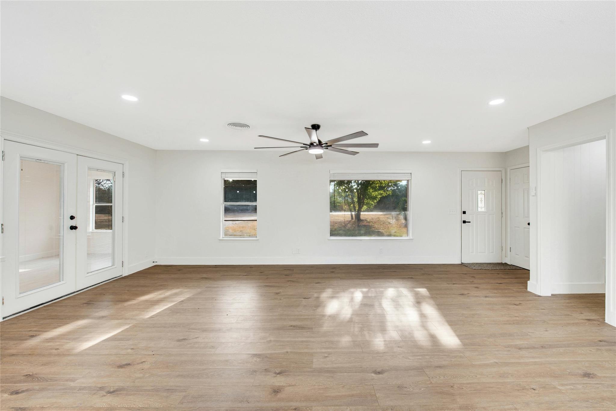 122 Blanket Flower Dr, Bastrop, TX 78602