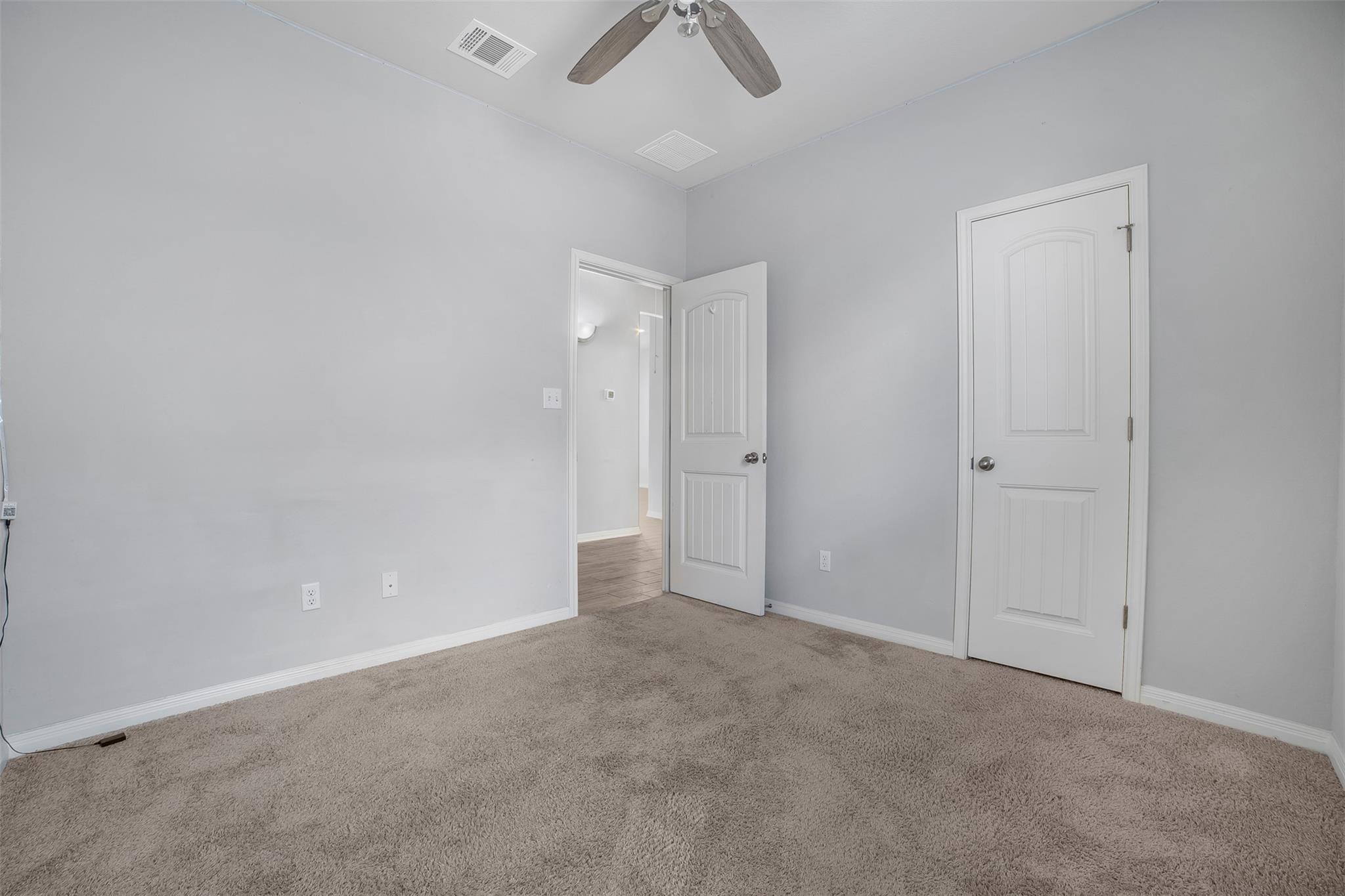 925 Centerra Hills Cir, Round Rock, TX 78665