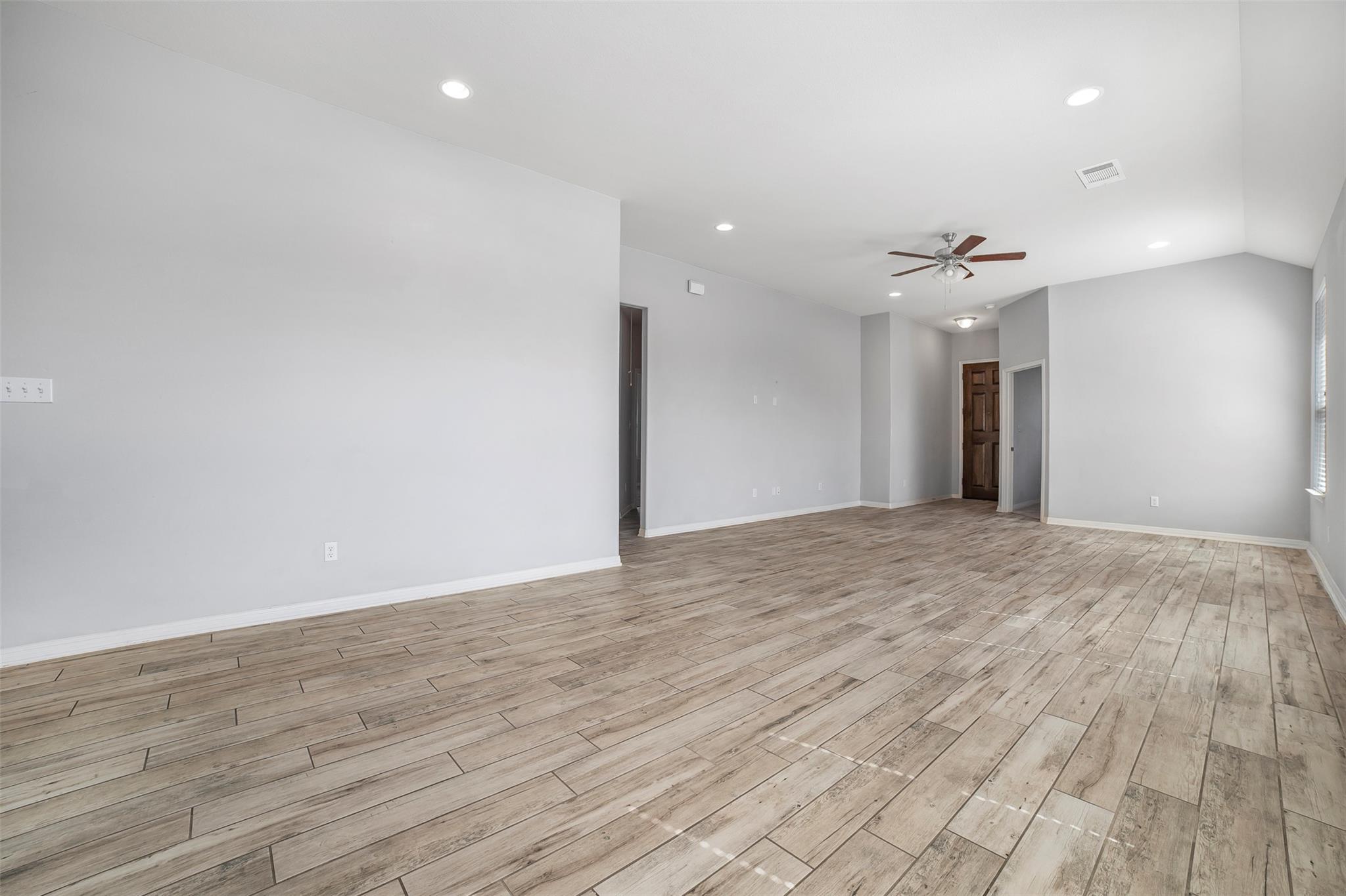 925 Centerra Hills Cir, Round Rock, TX 78665