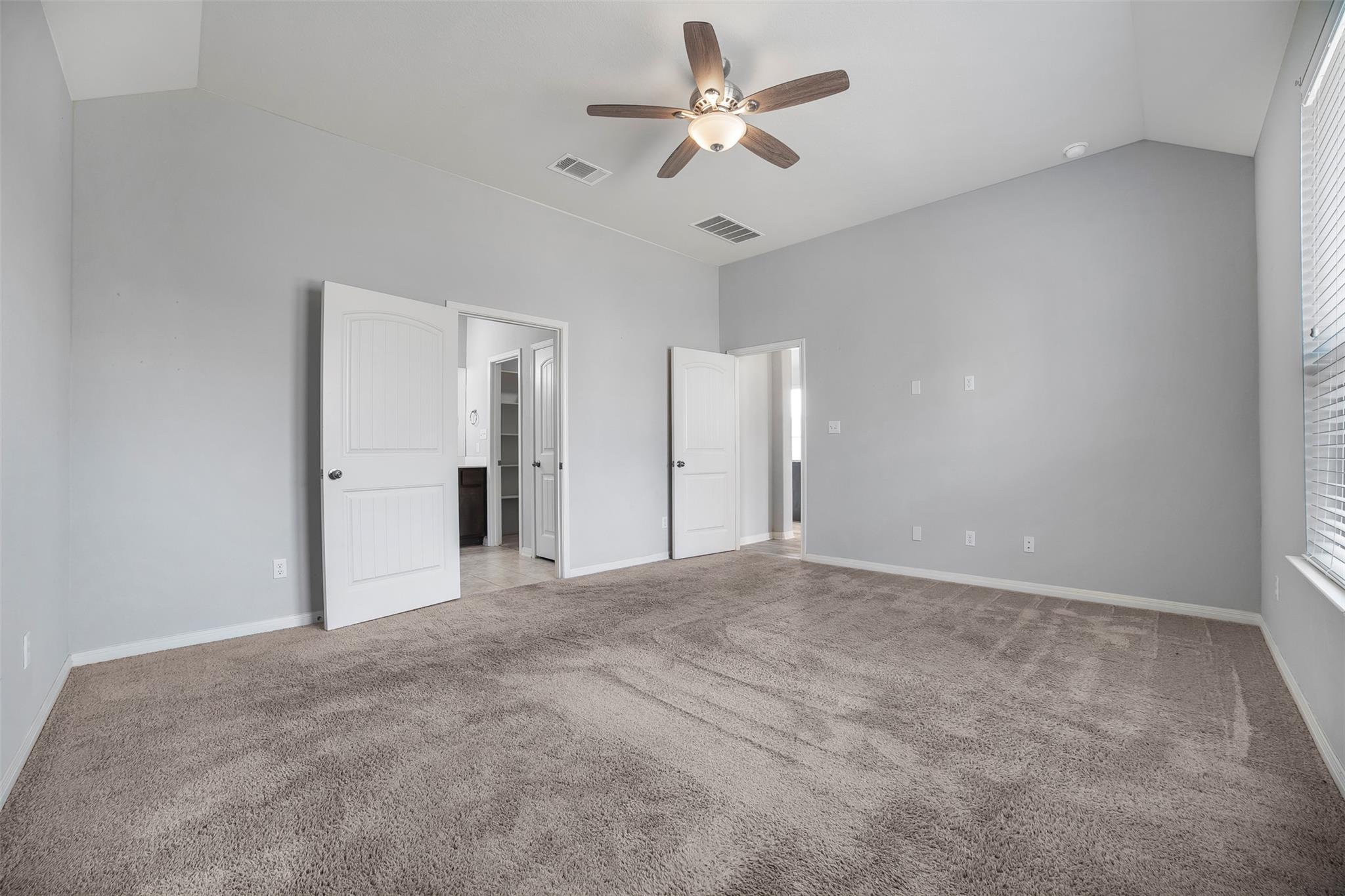 925 Centerra Hills Cir, Round Rock, TX 78665