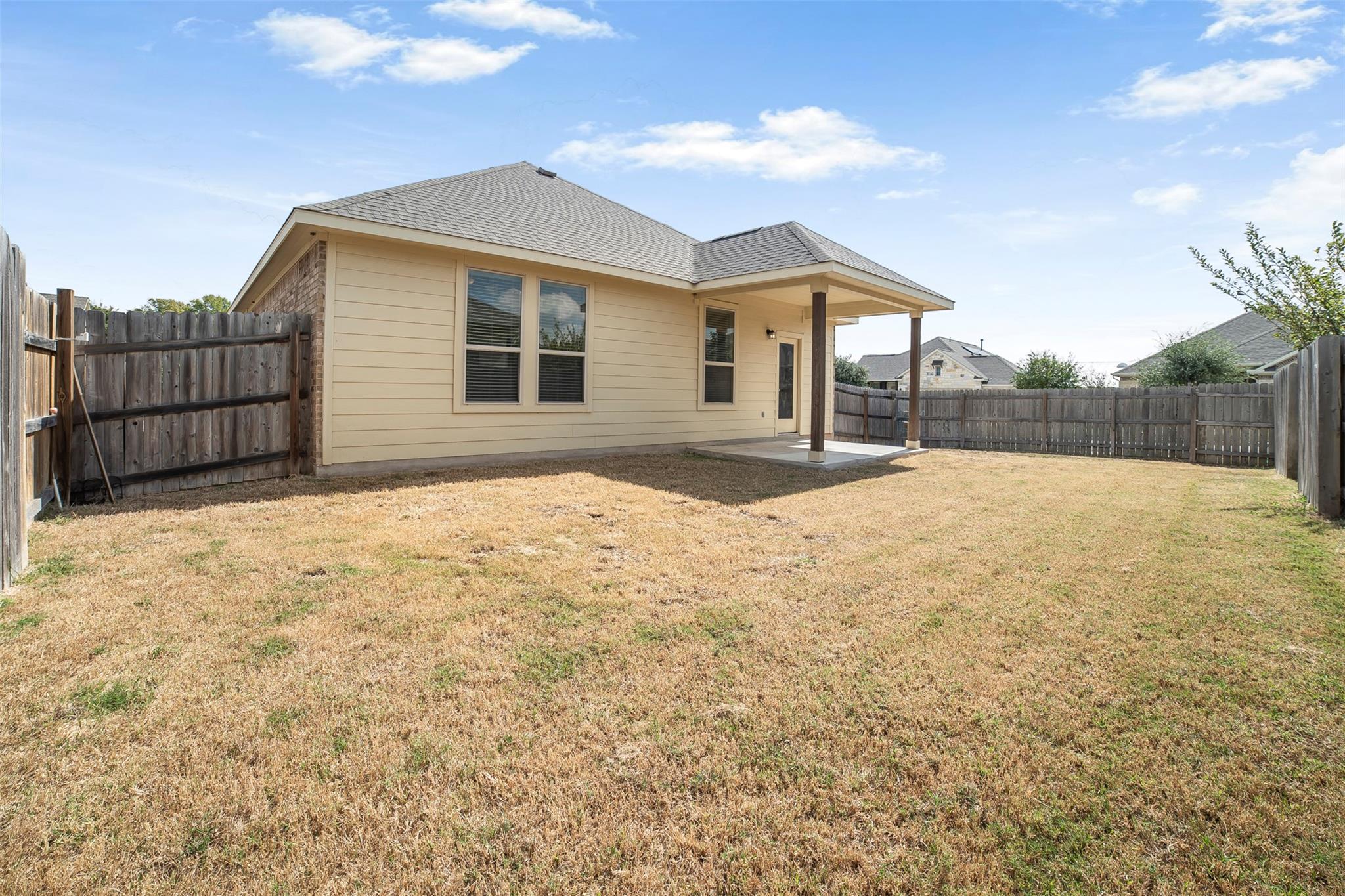 925 Centerra Hills Cir, Round Rock, TX 78665