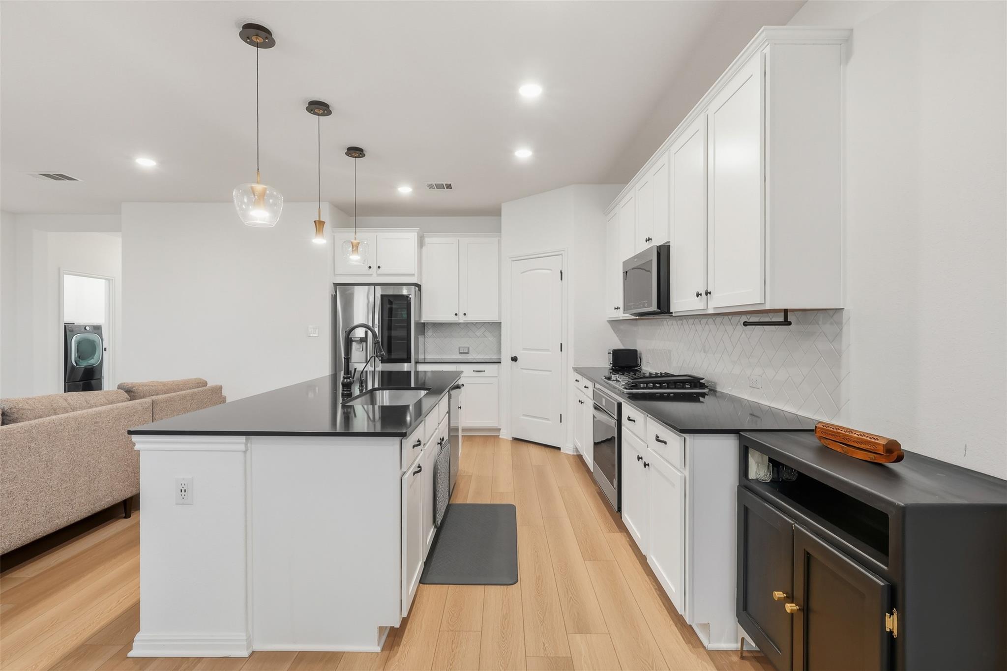 2701 Emerson Trl, Leander, TX 78641