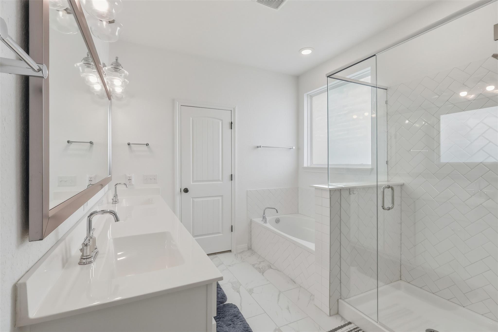 2701 Emerson Trl, Leander, TX 78641