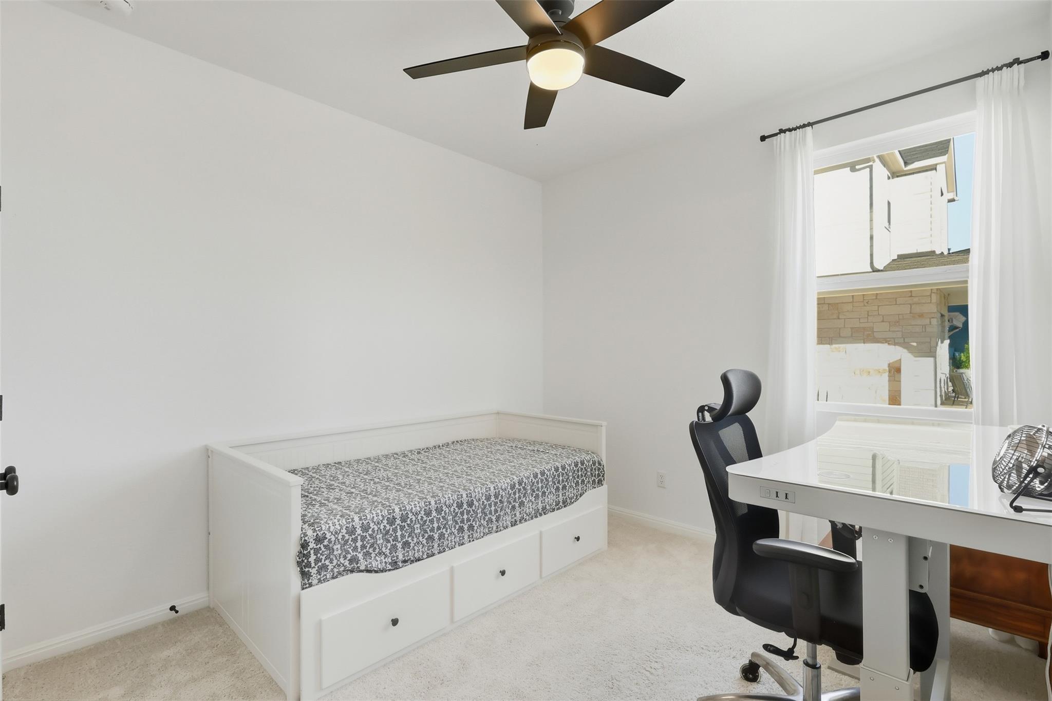 2701 Emerson Trl, Leander, TX 78641