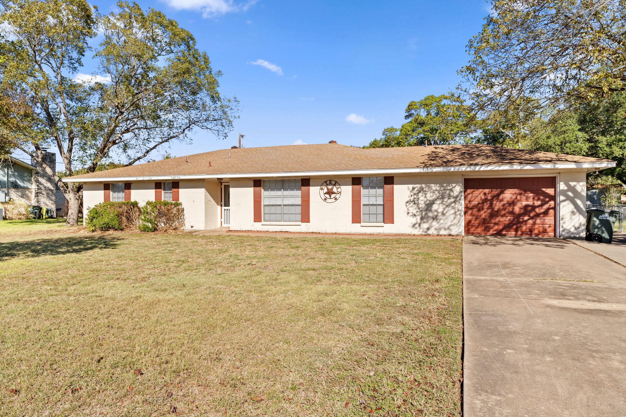 418 Hernandos Loop, Leander, TX 78641