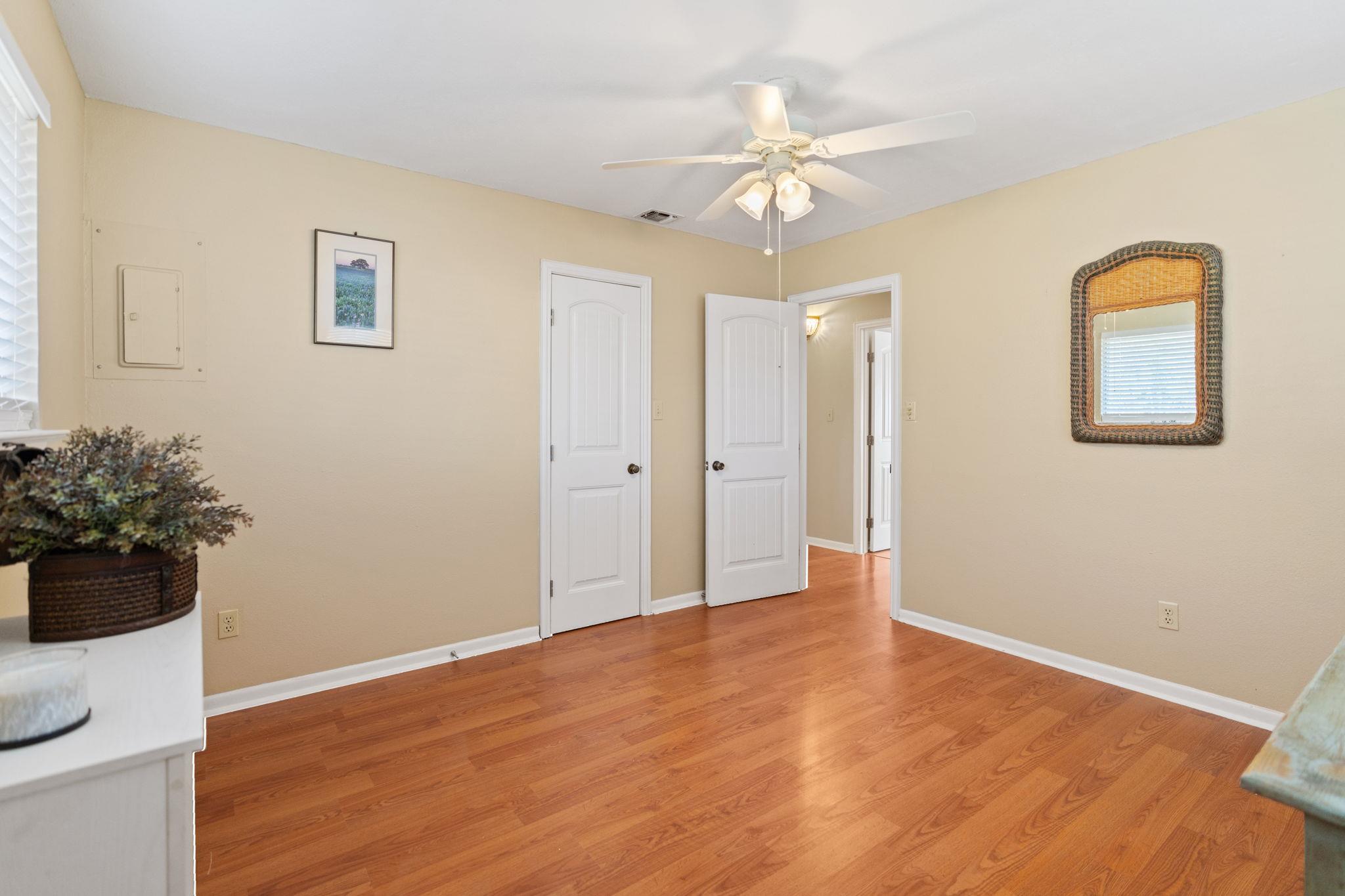 418 Hernandos Loop, Leander, TX 78641