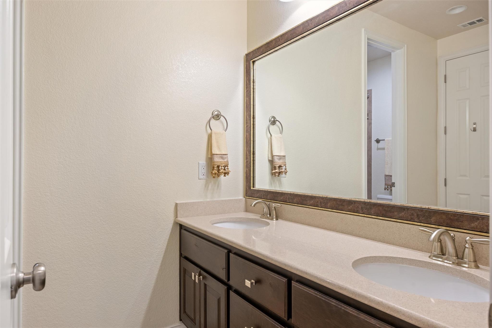 3849 Skyview Way, Round Rock, TX 78681